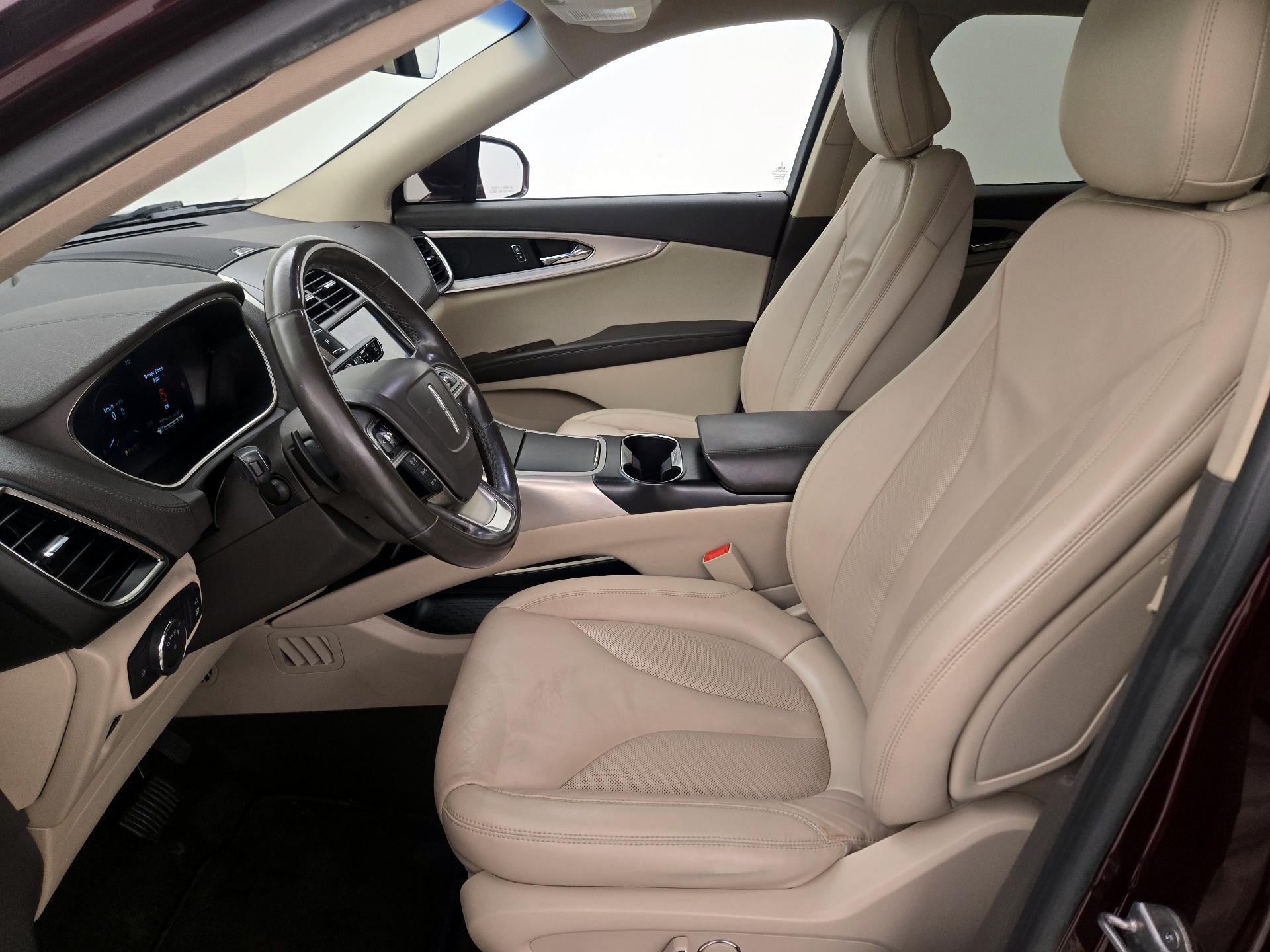 Thumbnail: 2020 Lincoln Nautilus - 11