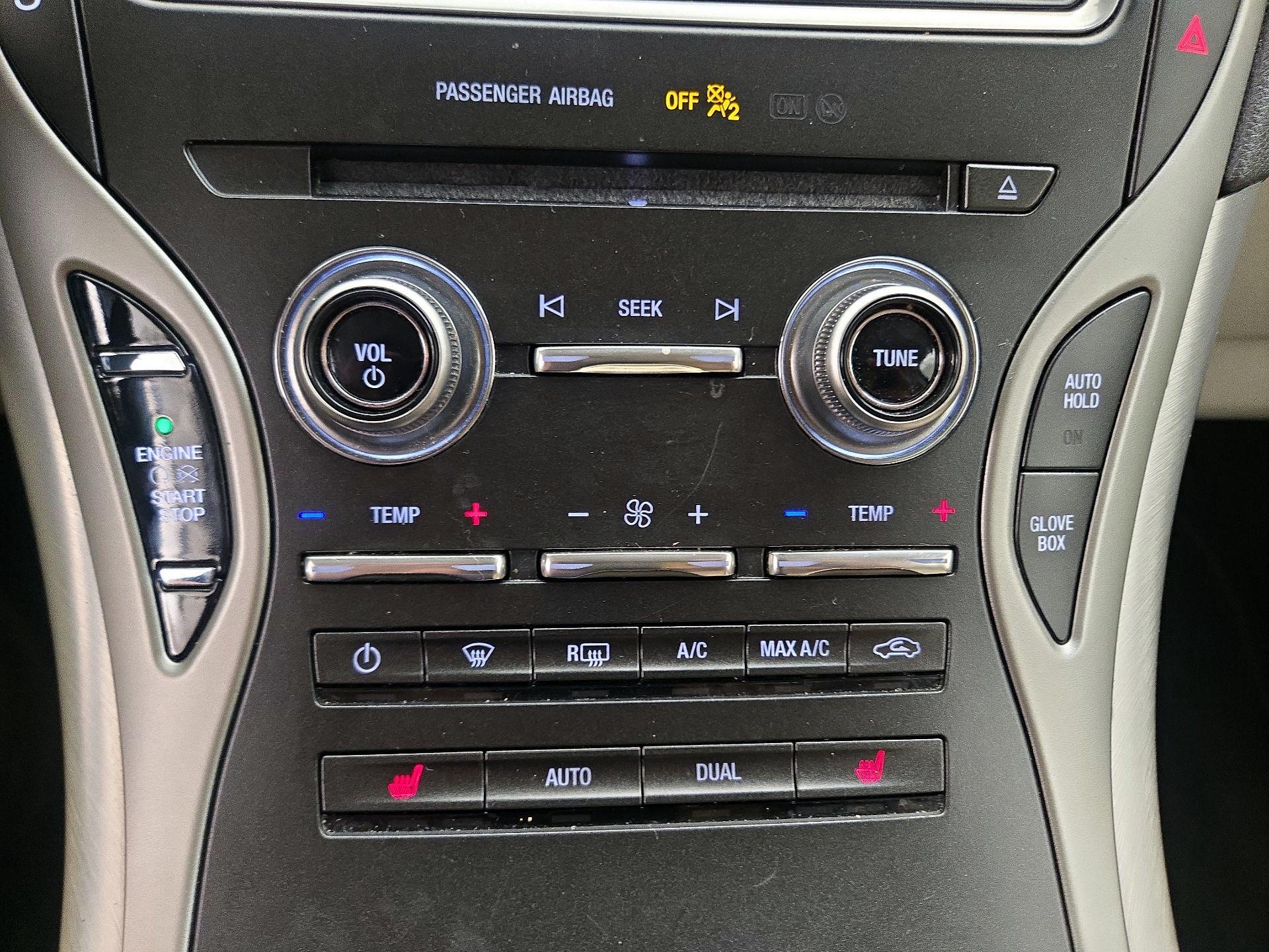 Thumbnail: 2020 Lincoln Nautilus - 17