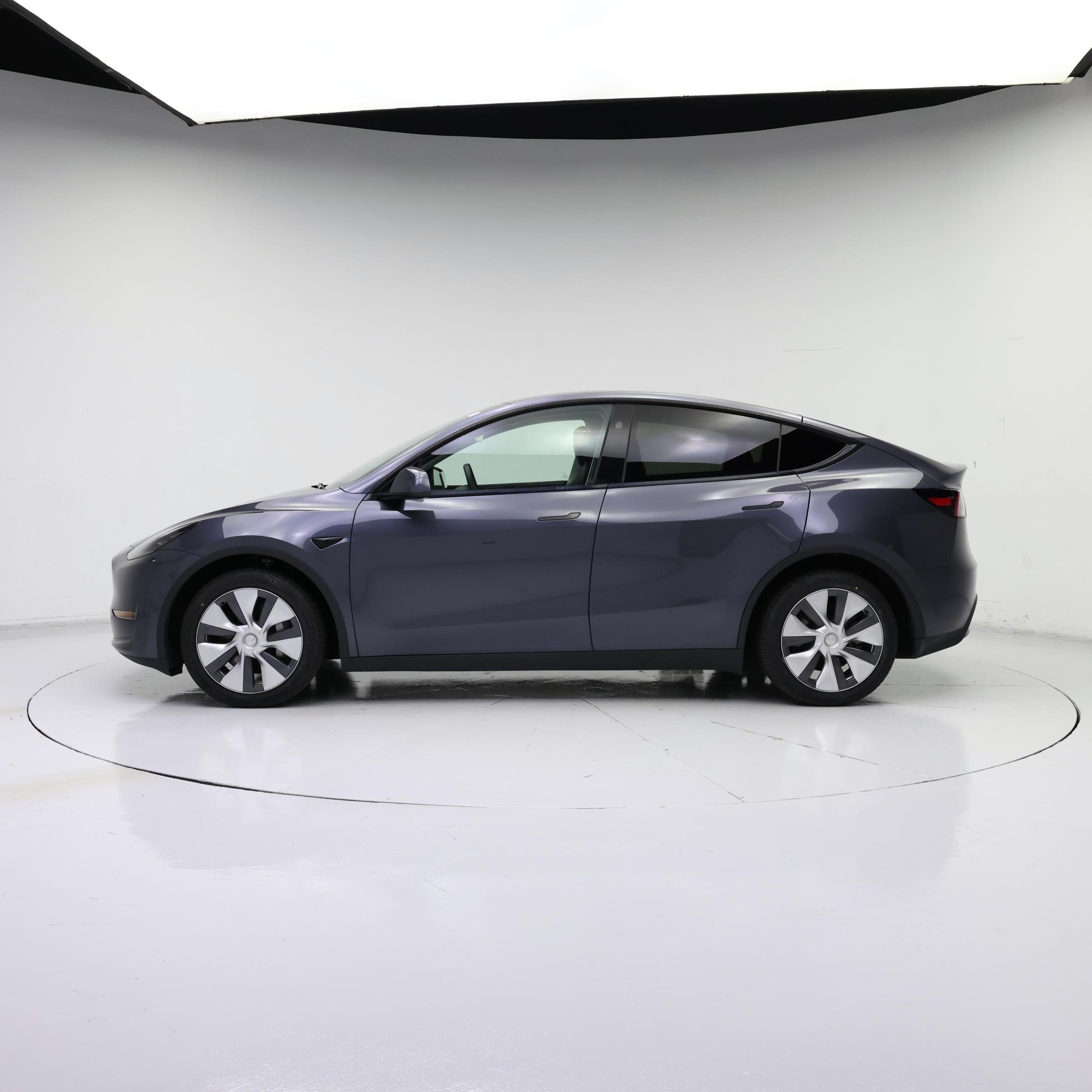 Thumbnail: 2023 Tesla Model Y - 3