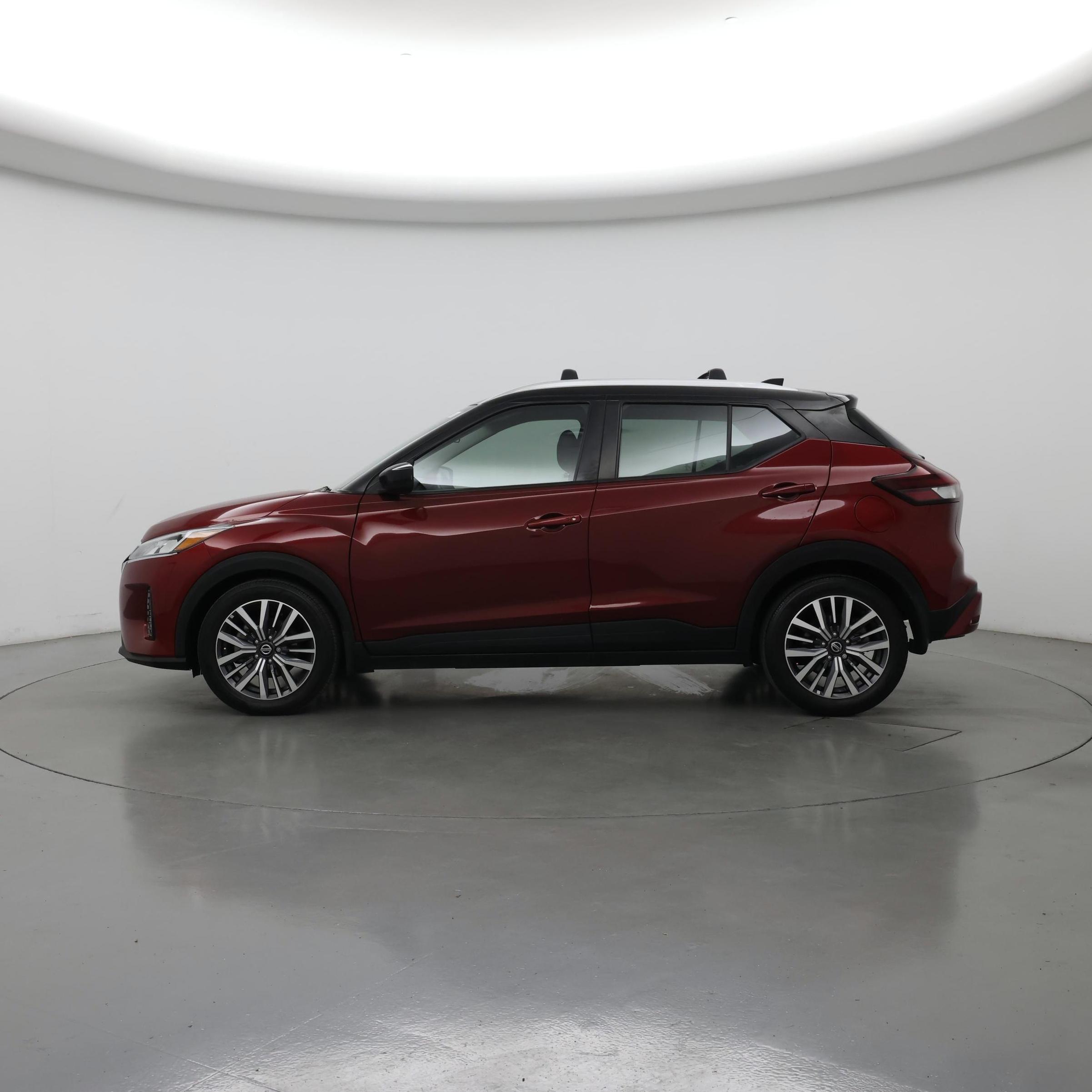 Thumbnail: 2021 Nissan Kicks - 3
