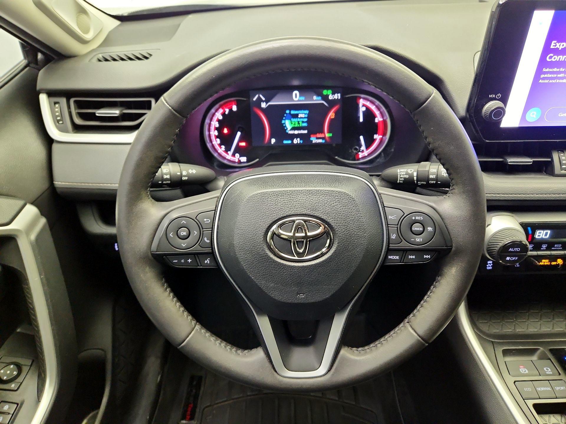 Thumbnail: 2023 Toyota RAV4 - 10