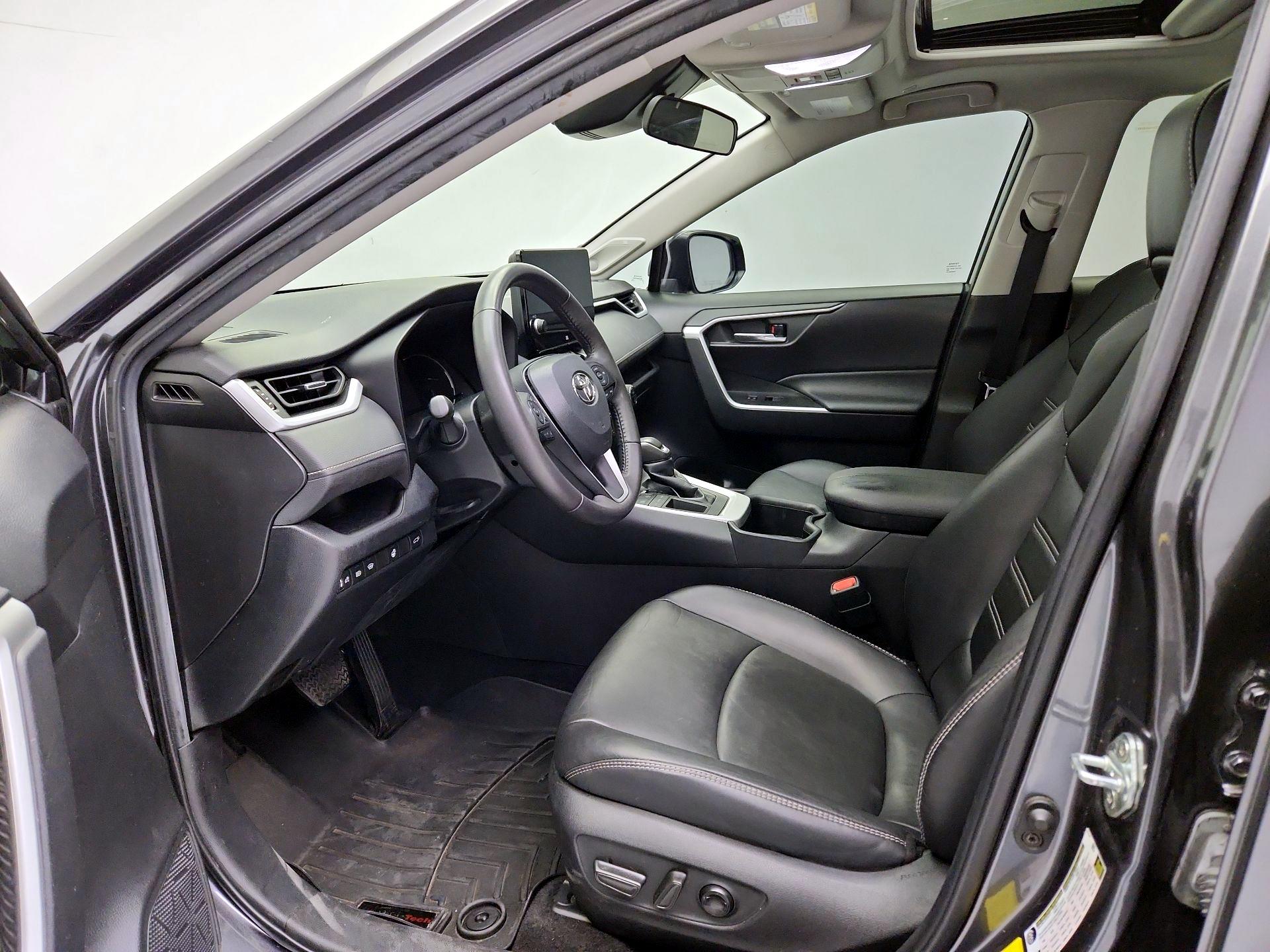 Thumbnail: 2023 Toyota RAV4 - 11