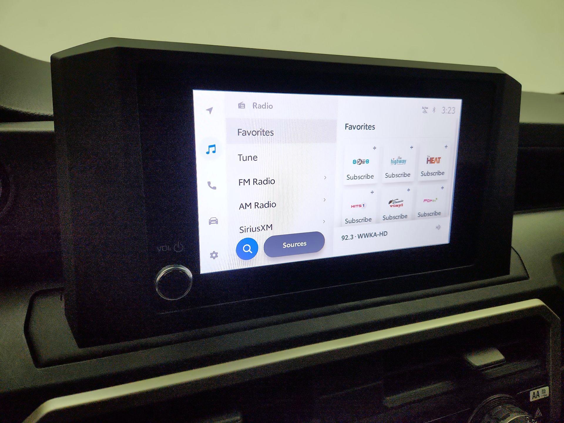 Thumbnail: 2024 Toyota Tacoma - 16