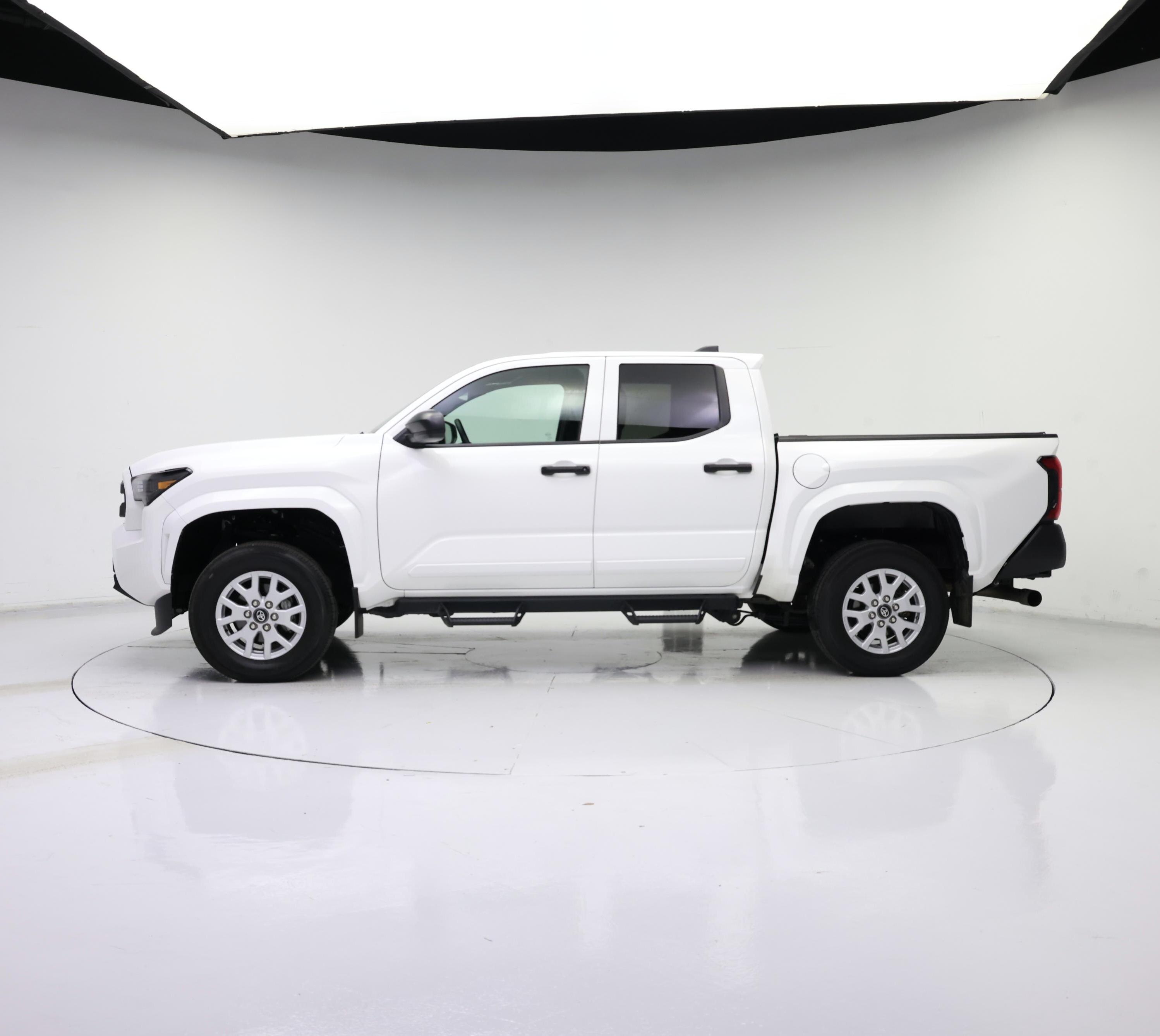 Thumbnail: 2024 Toyota Tacoma - 3