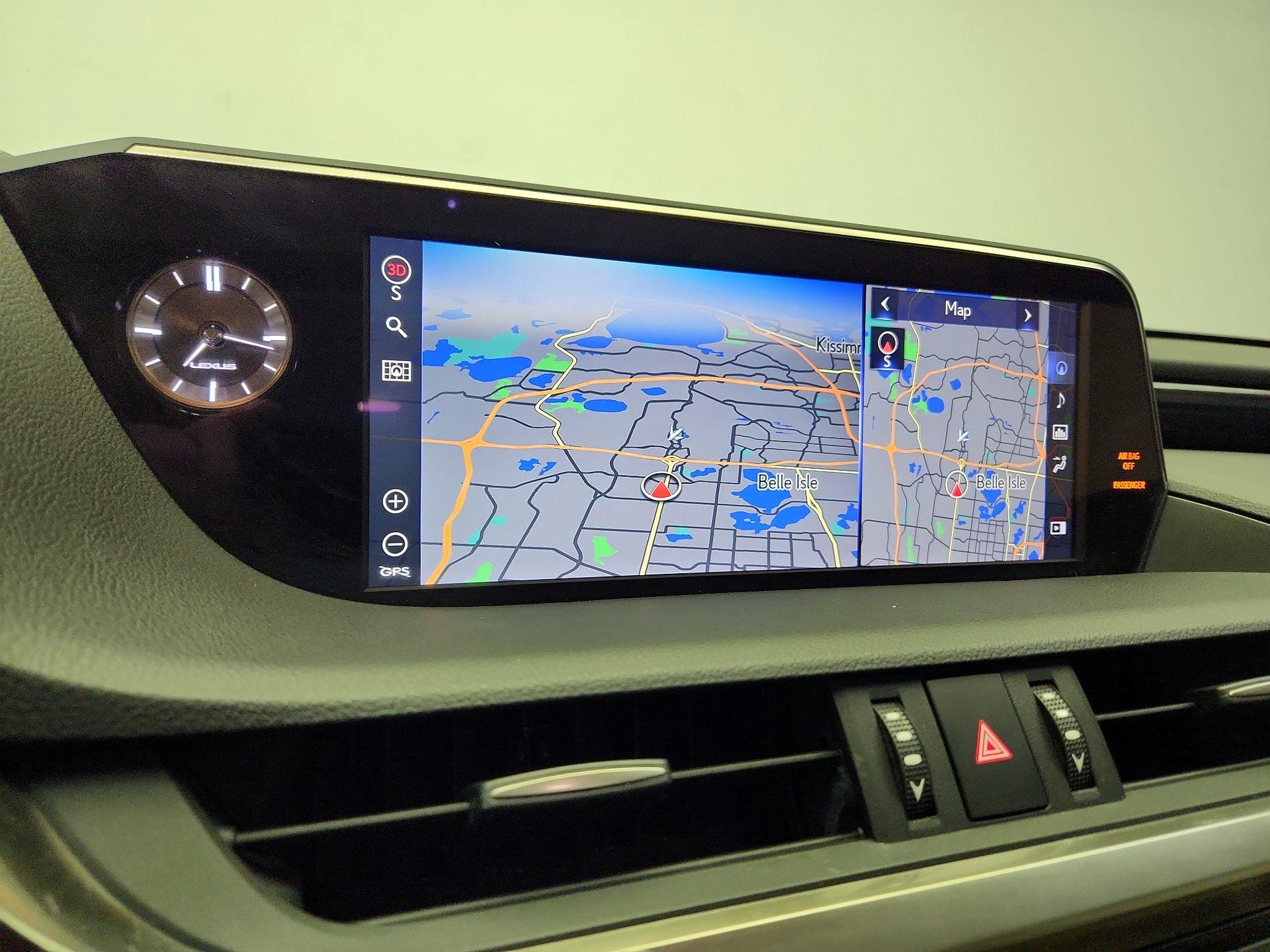 Thumbnail: 2021 Lexus ES - 14