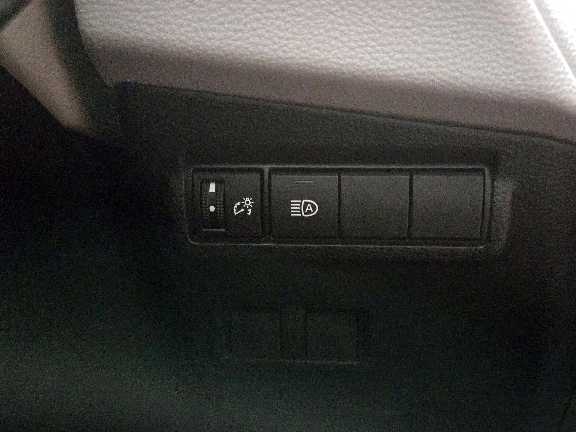 Thumbnail: 2023 Toyota Corolla Cross - 13