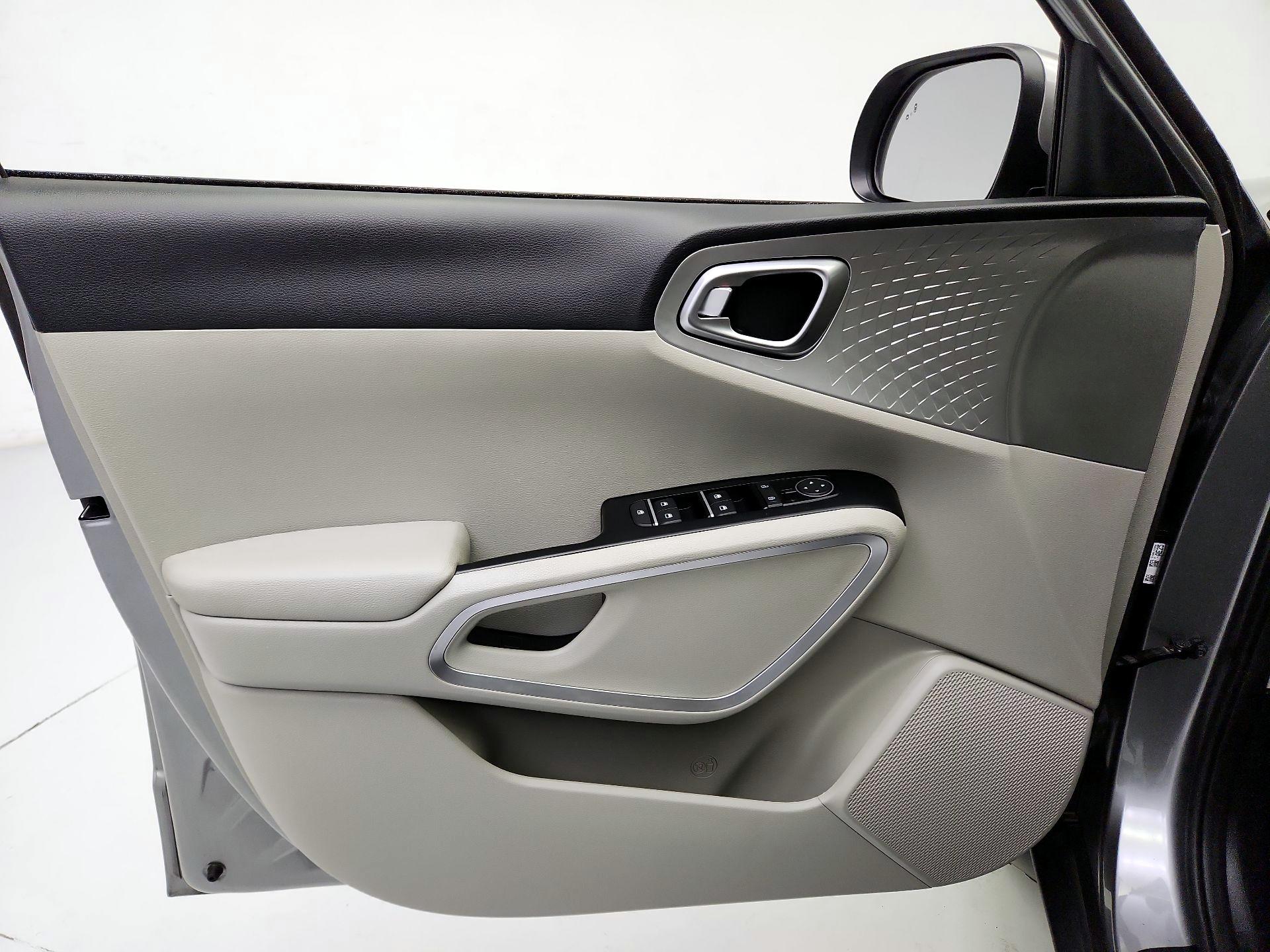 Thumbnail: 2025 Kia Soul - 12