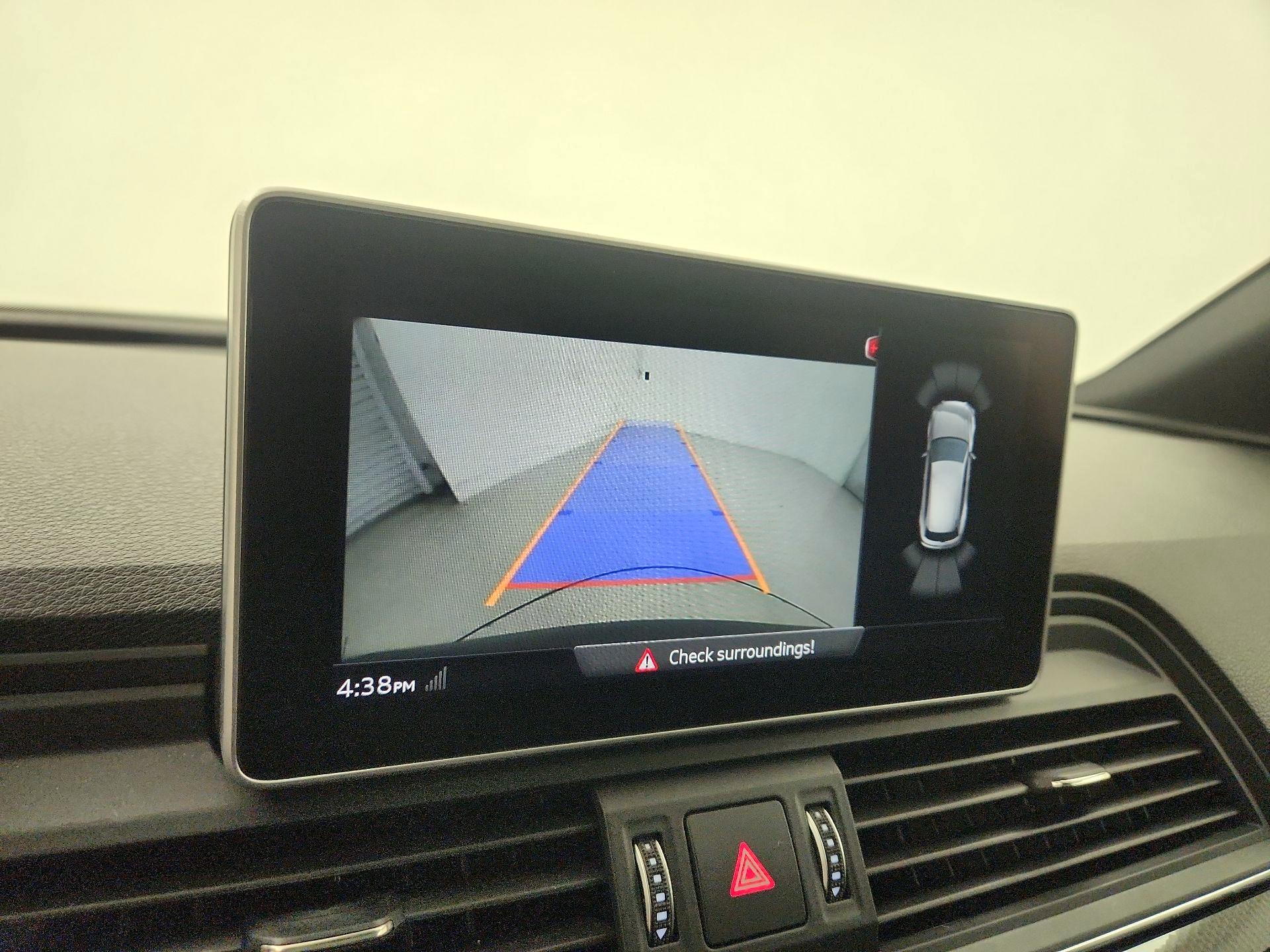 Thumbnail: 2020 Audi SQ5 - 15