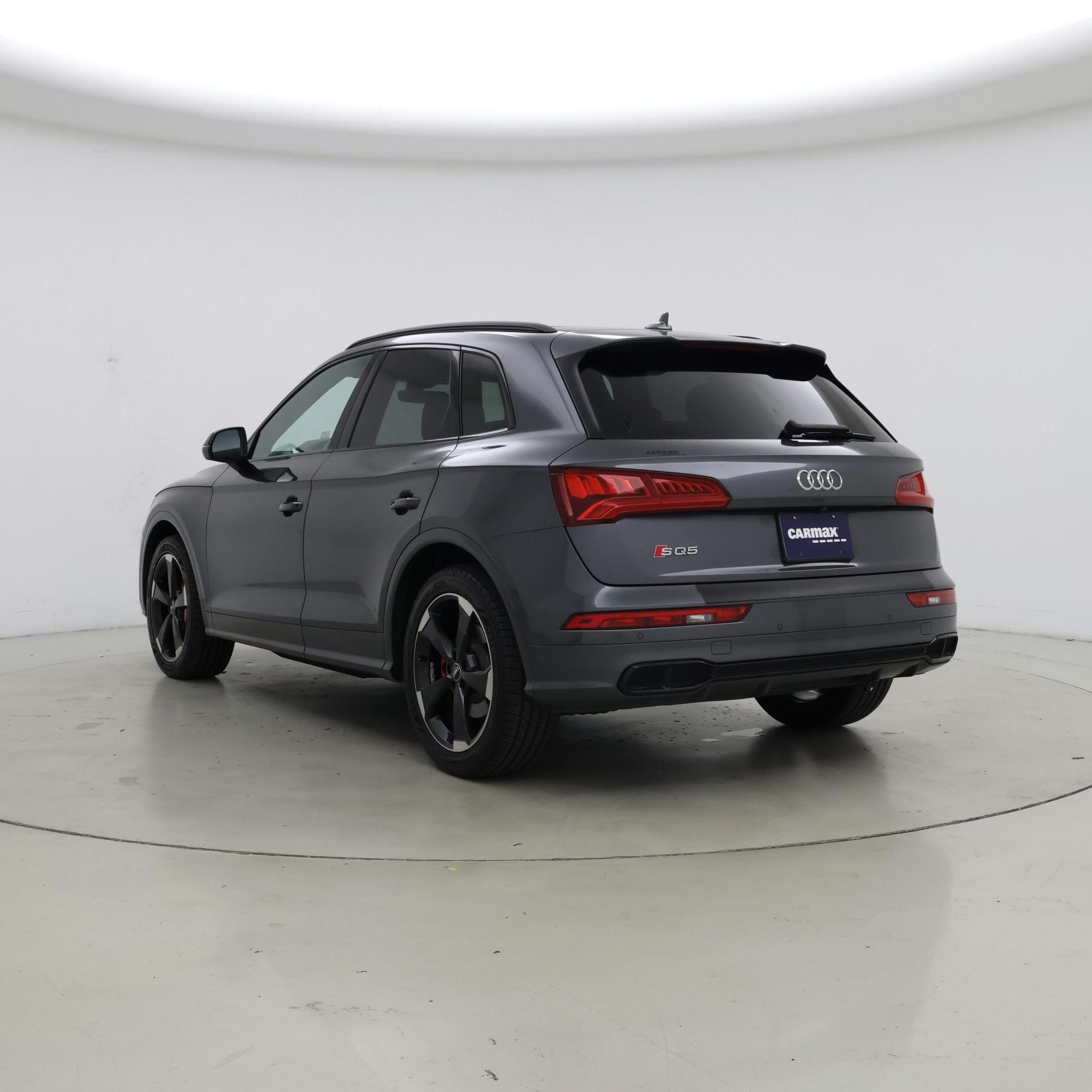 Thumbnail: 2020 Audi SQ5 - 2