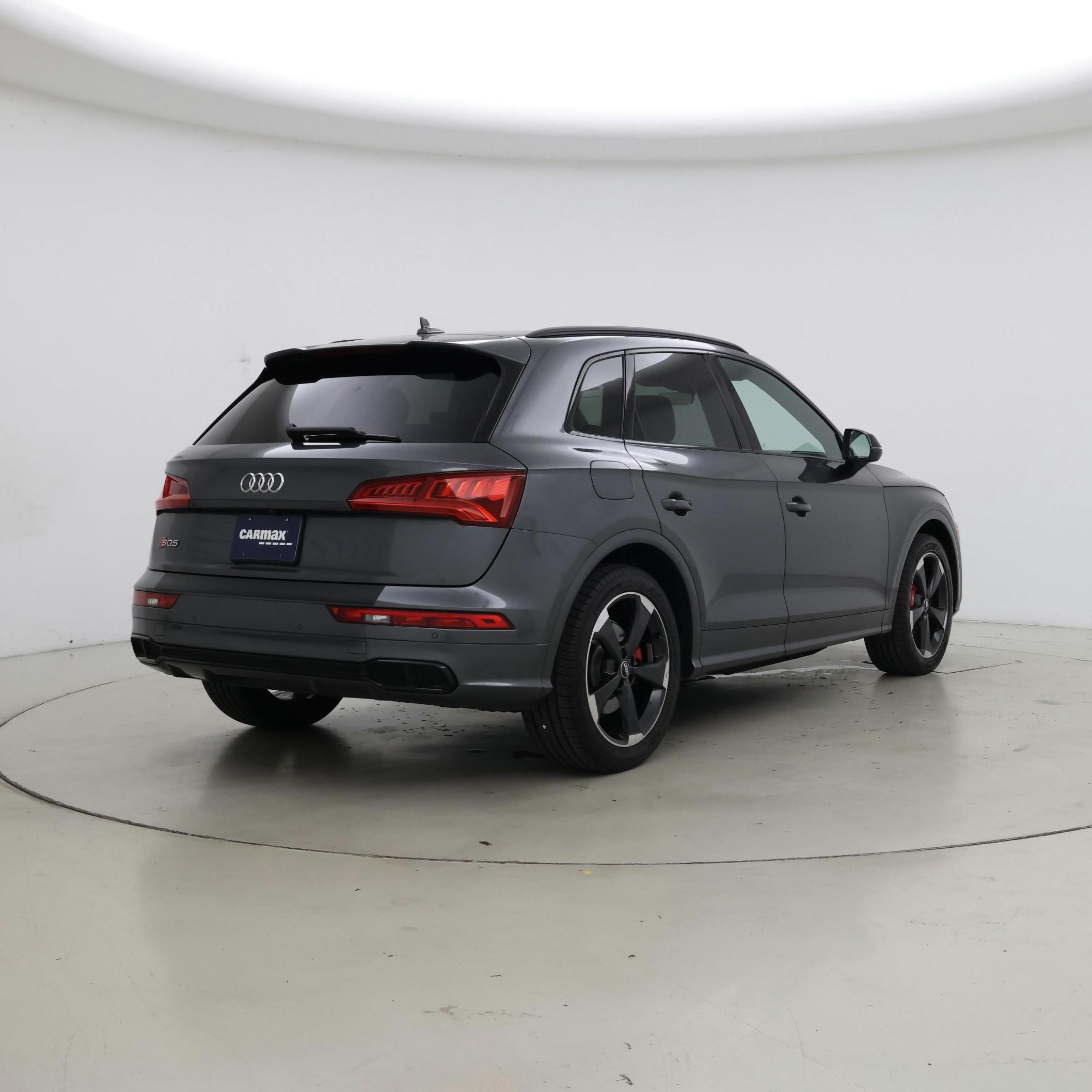 Thumbnail: 2020 Audi SQ5 - 8