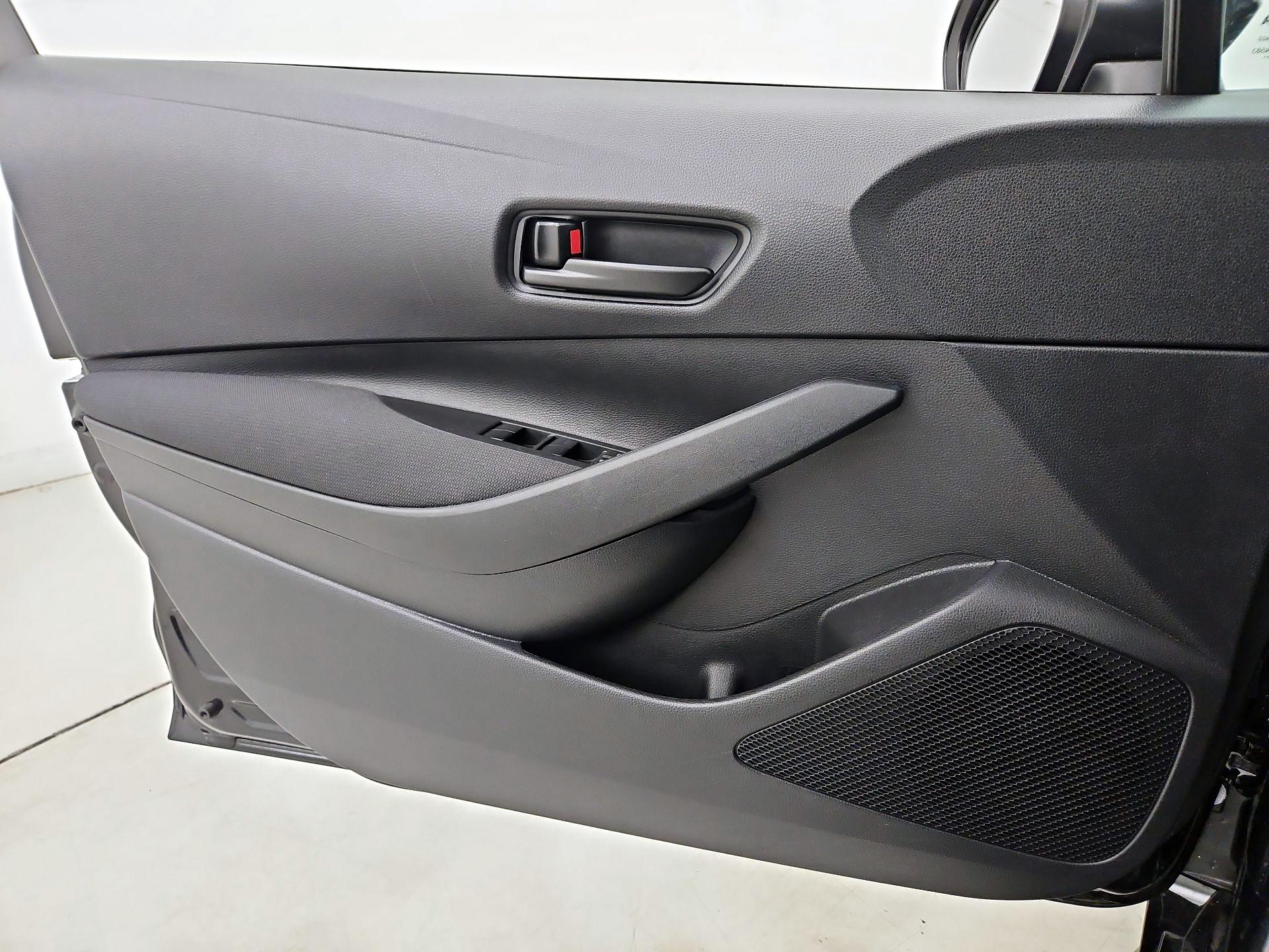 Thumbnail: 2025 Toyota Corolla - 12