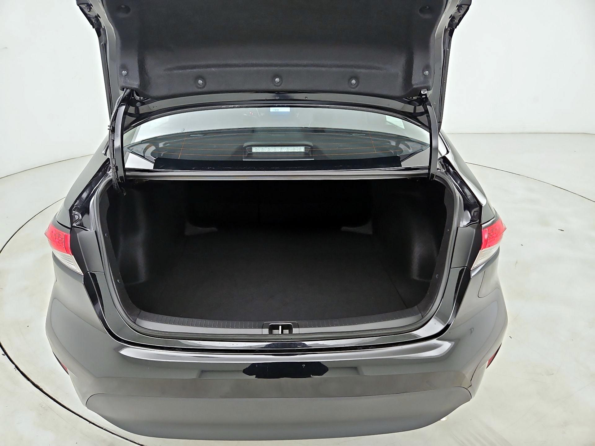 Thumbnail: 2025 Toyota Corolla - 20