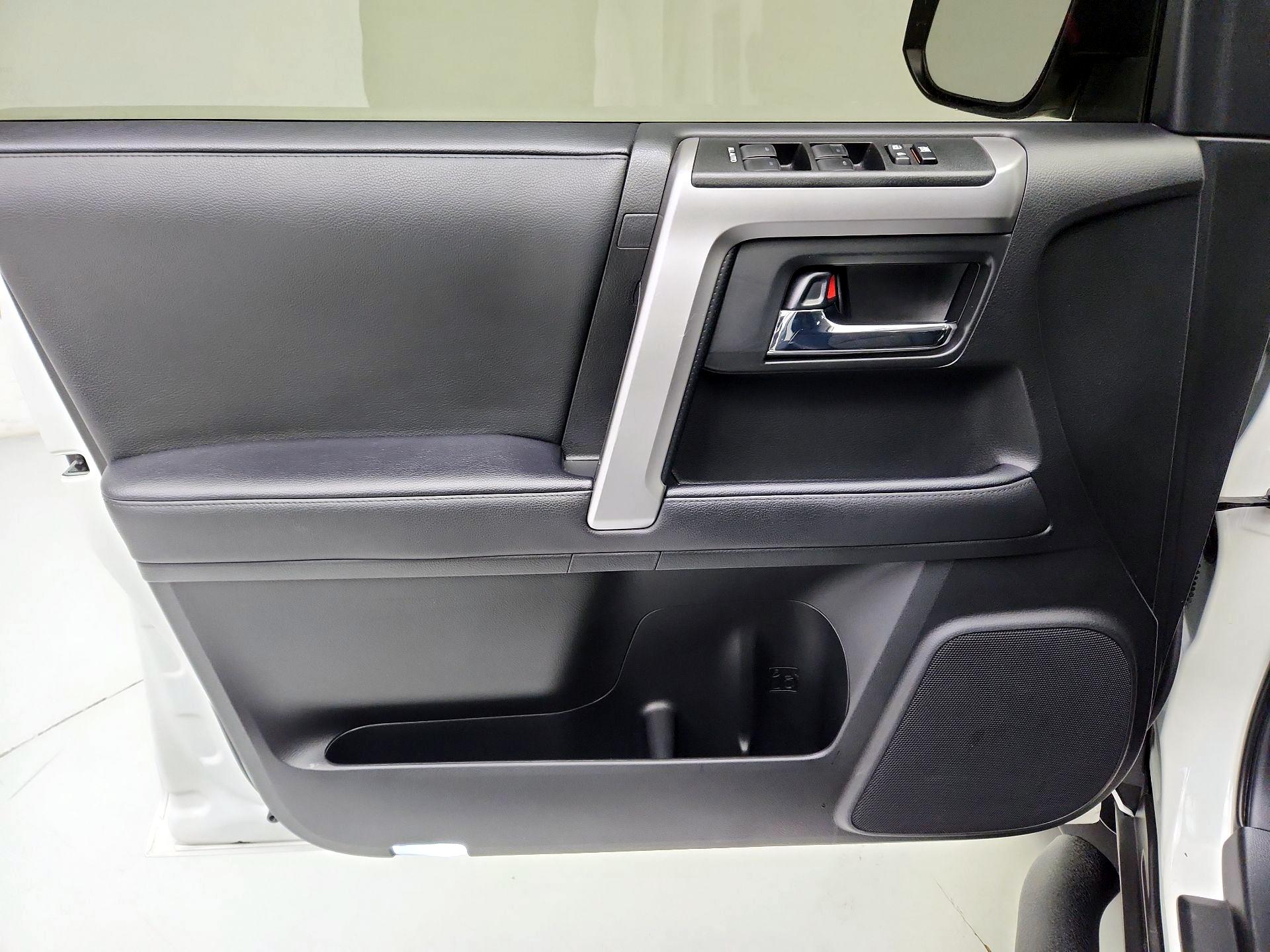 Thumbnail: 2022 Toyota 4Runner - 12