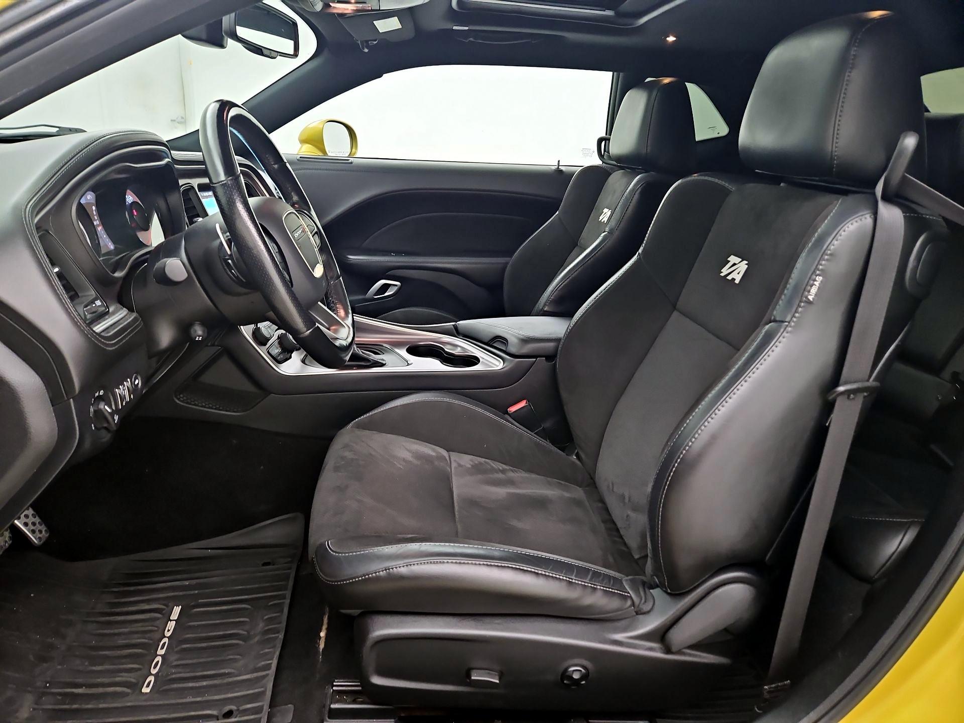 Thumbnail: 2021 Dodge Challenger - 11