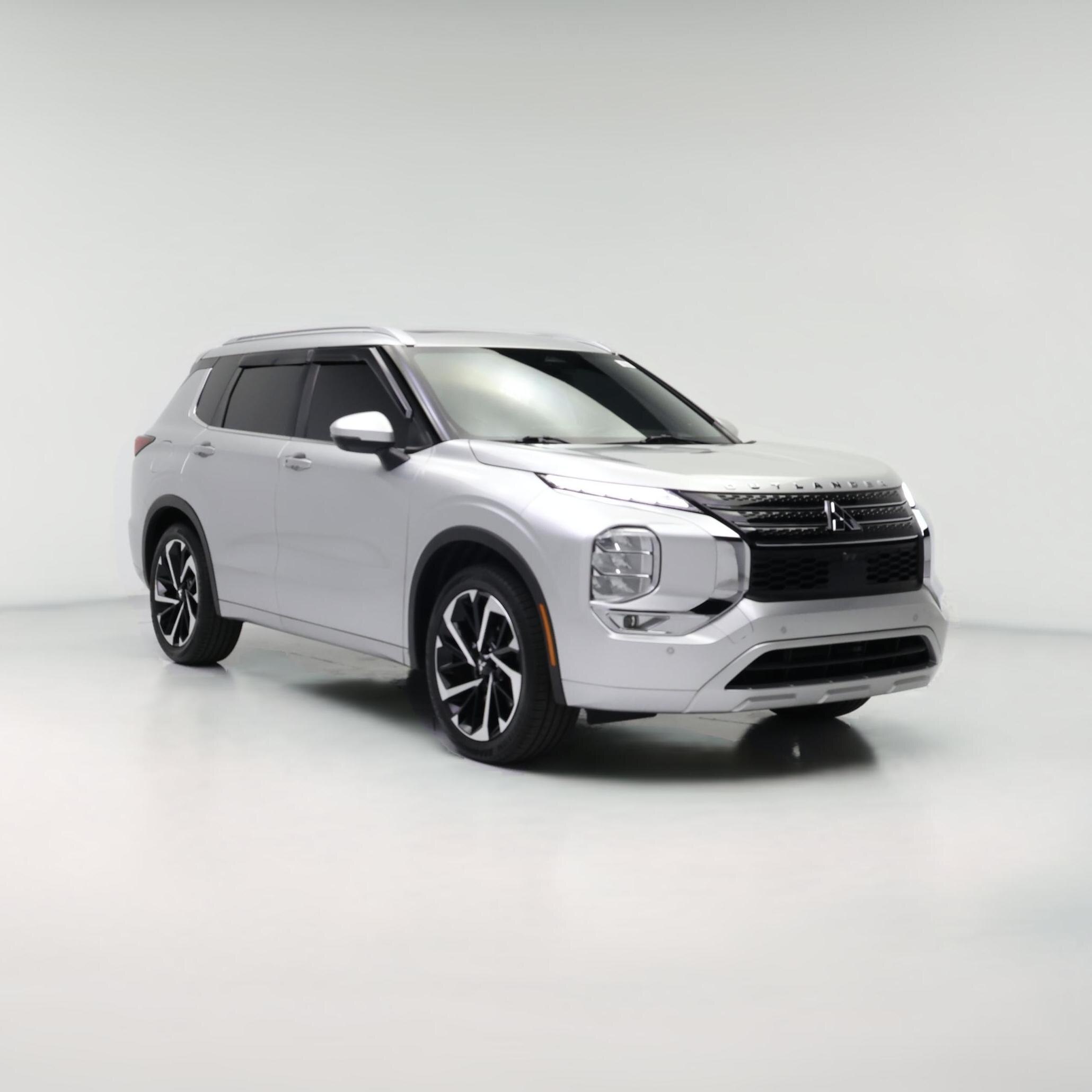 Thumbnail: 2022 Mitsubishi Outlander - 1