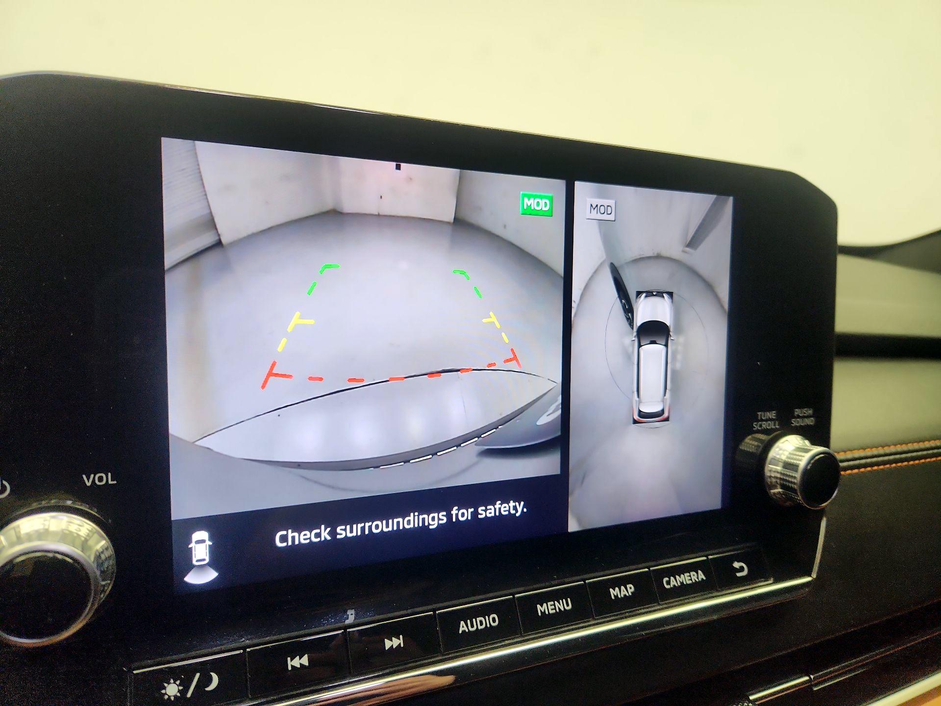 Thumbnail: 2022 Mitsubishi Outlander - 15