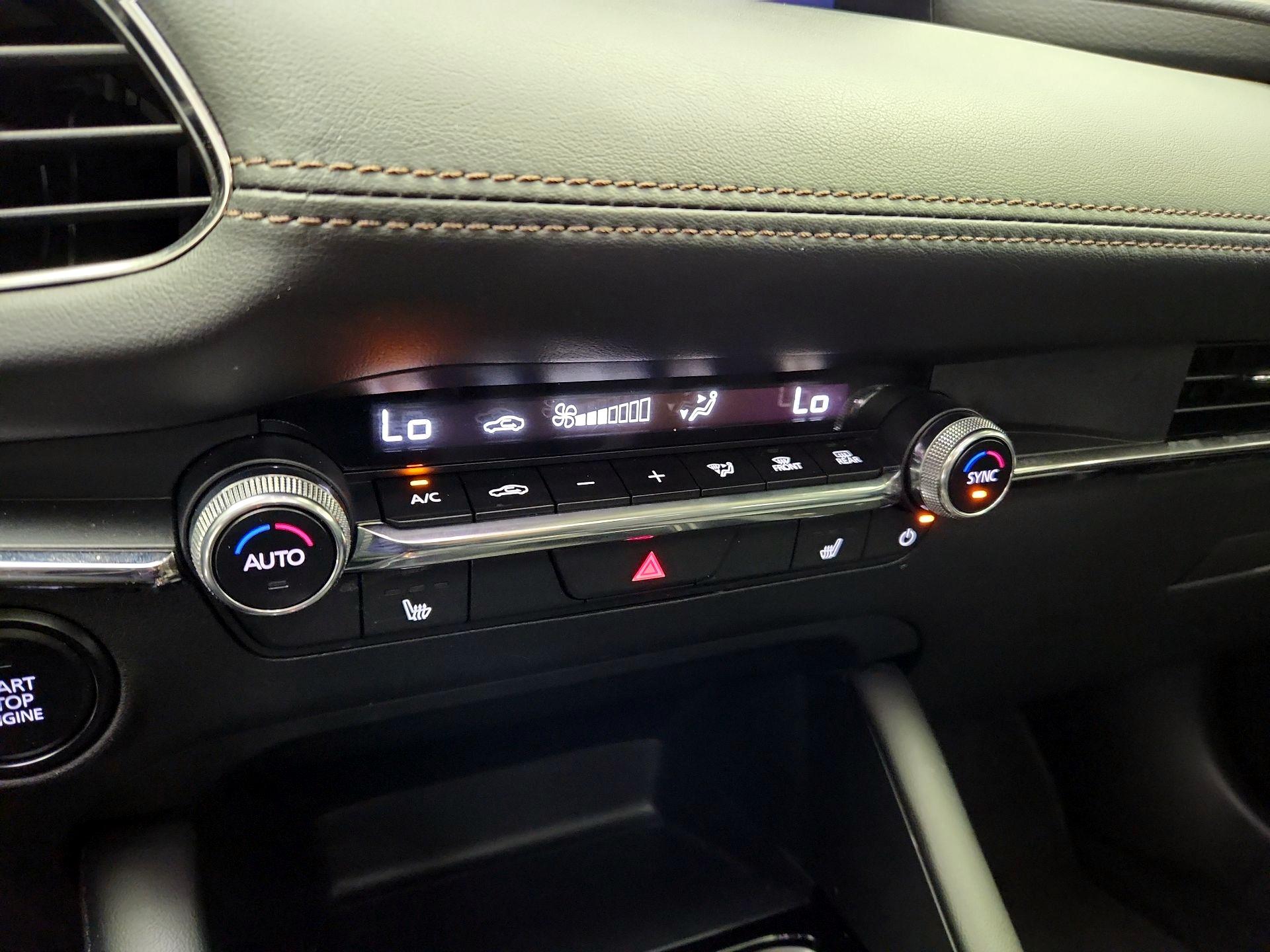 Thumbnail: 2025 Mazda Mazda3 - 17