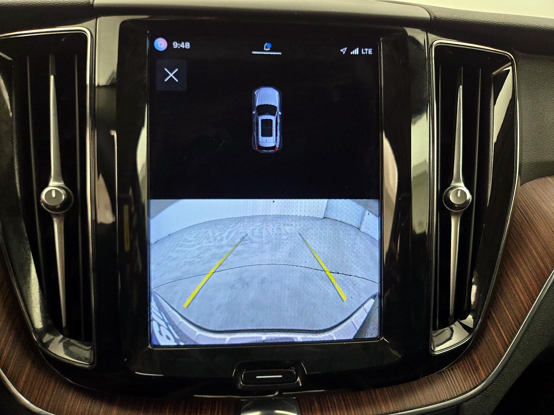 Thumbnail: 2023 Volvo XC60 - 15