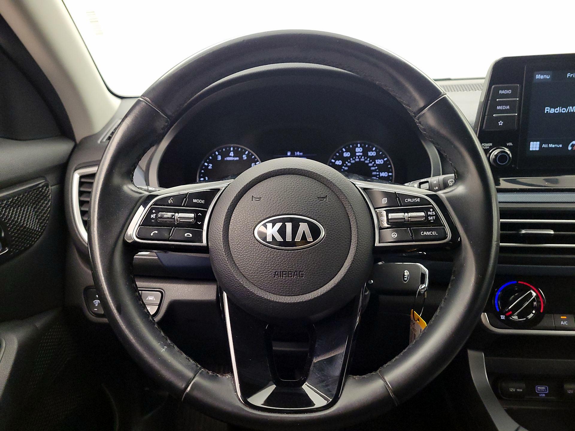 Thumbnail: 2021 Kia Seltos - 10