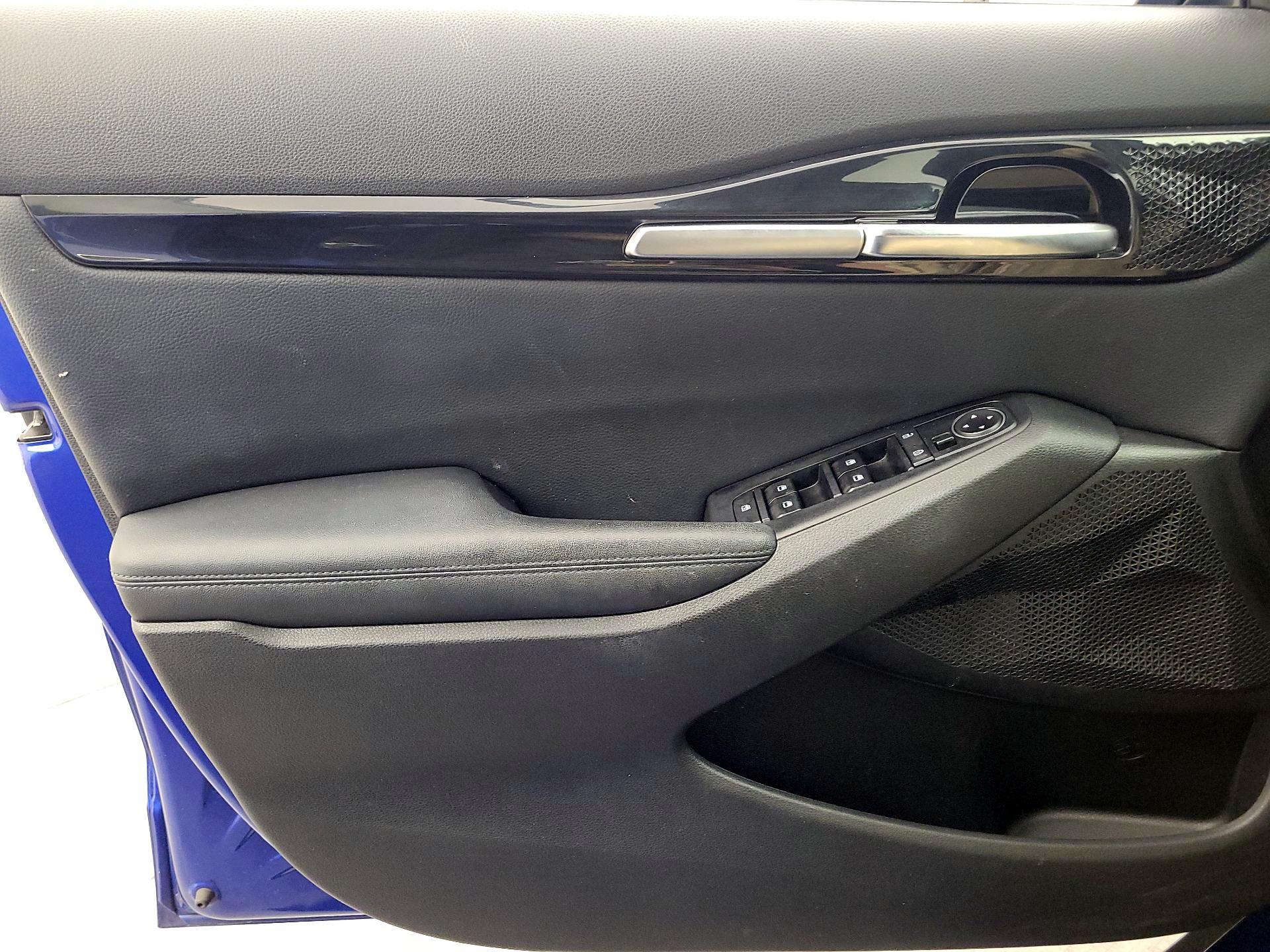 Thumbnail: 2021 Kia Seltos - 12