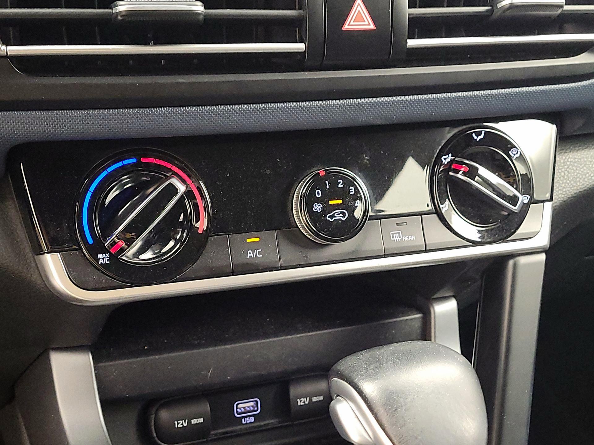 Thumbnail: 2021 Kia Seltos - 16