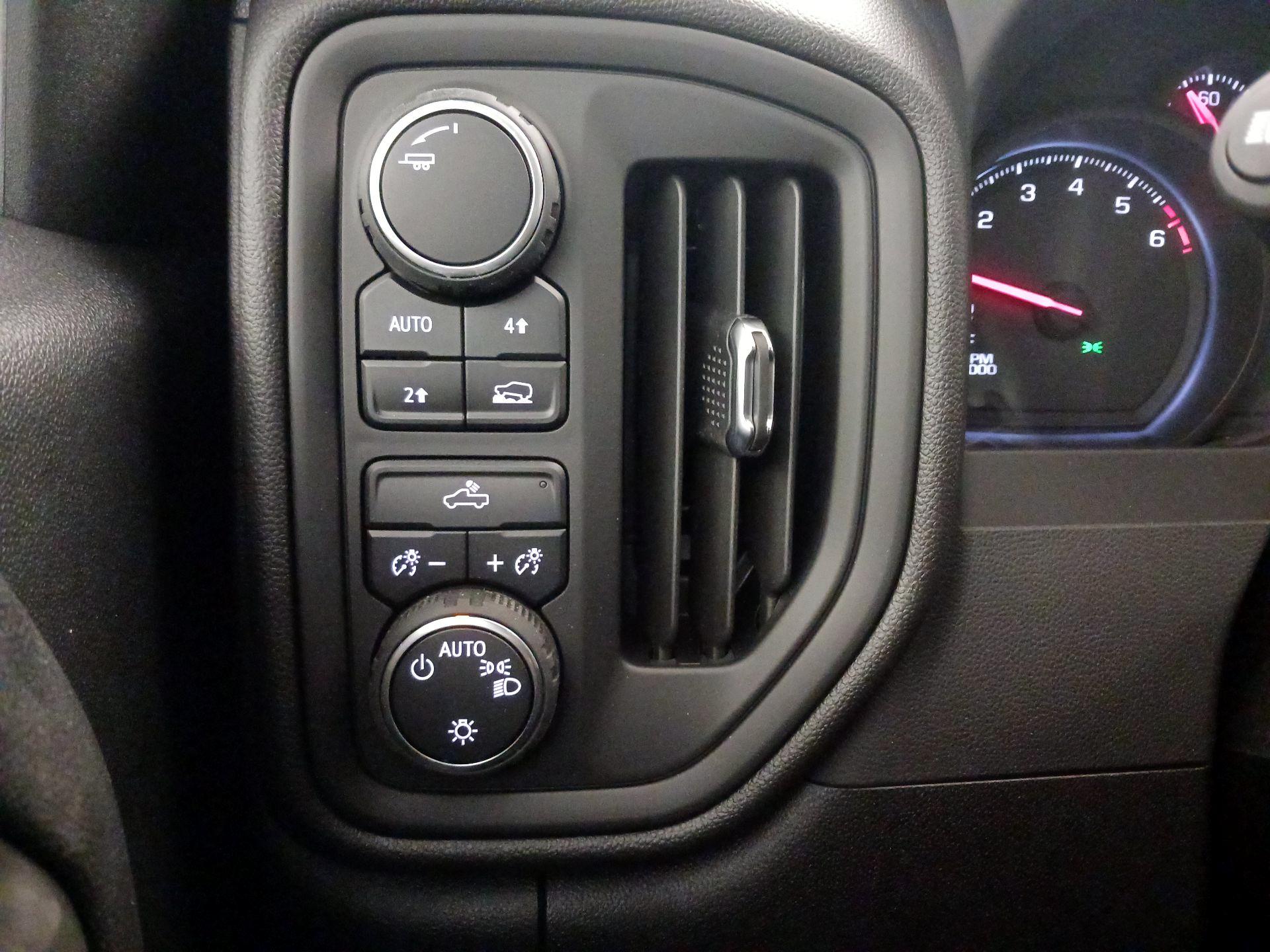 Thumbnail: 2026 Chevrolet Silverado 1500 - 13