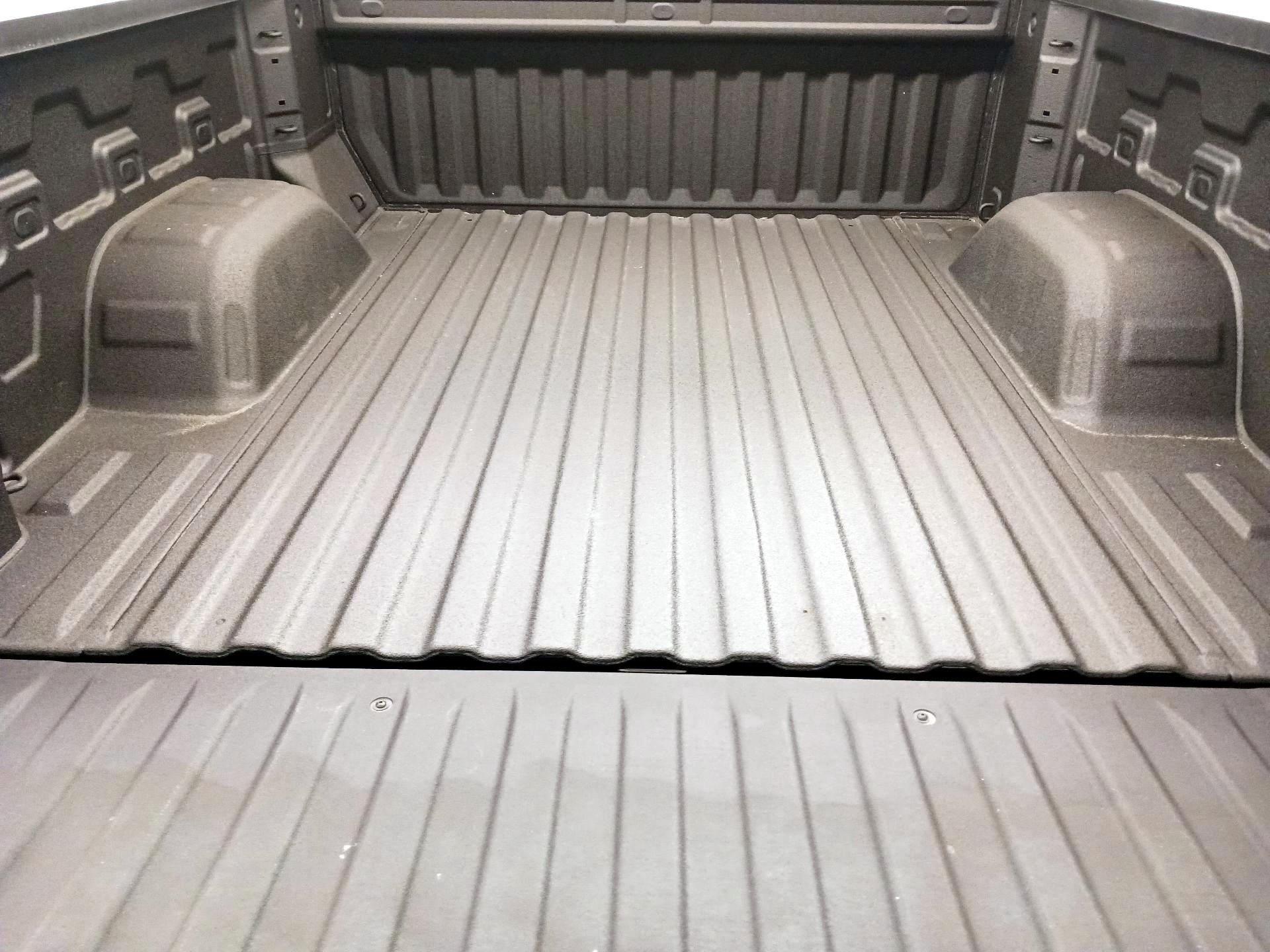 Thumbnail: 2026 Chevrolet Silverado 1500 - 20