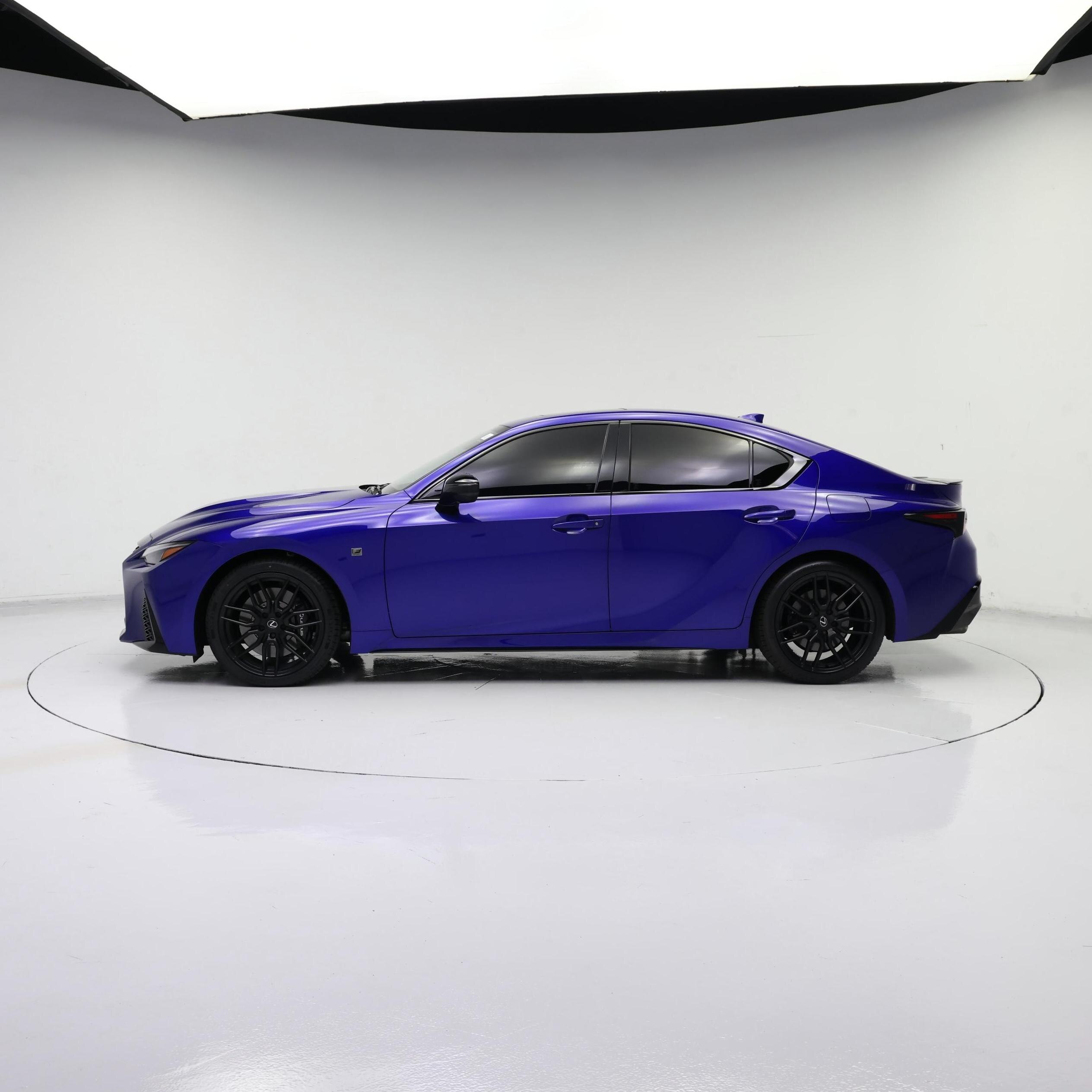 Thumbnail: 2024 Lexus IS - 3