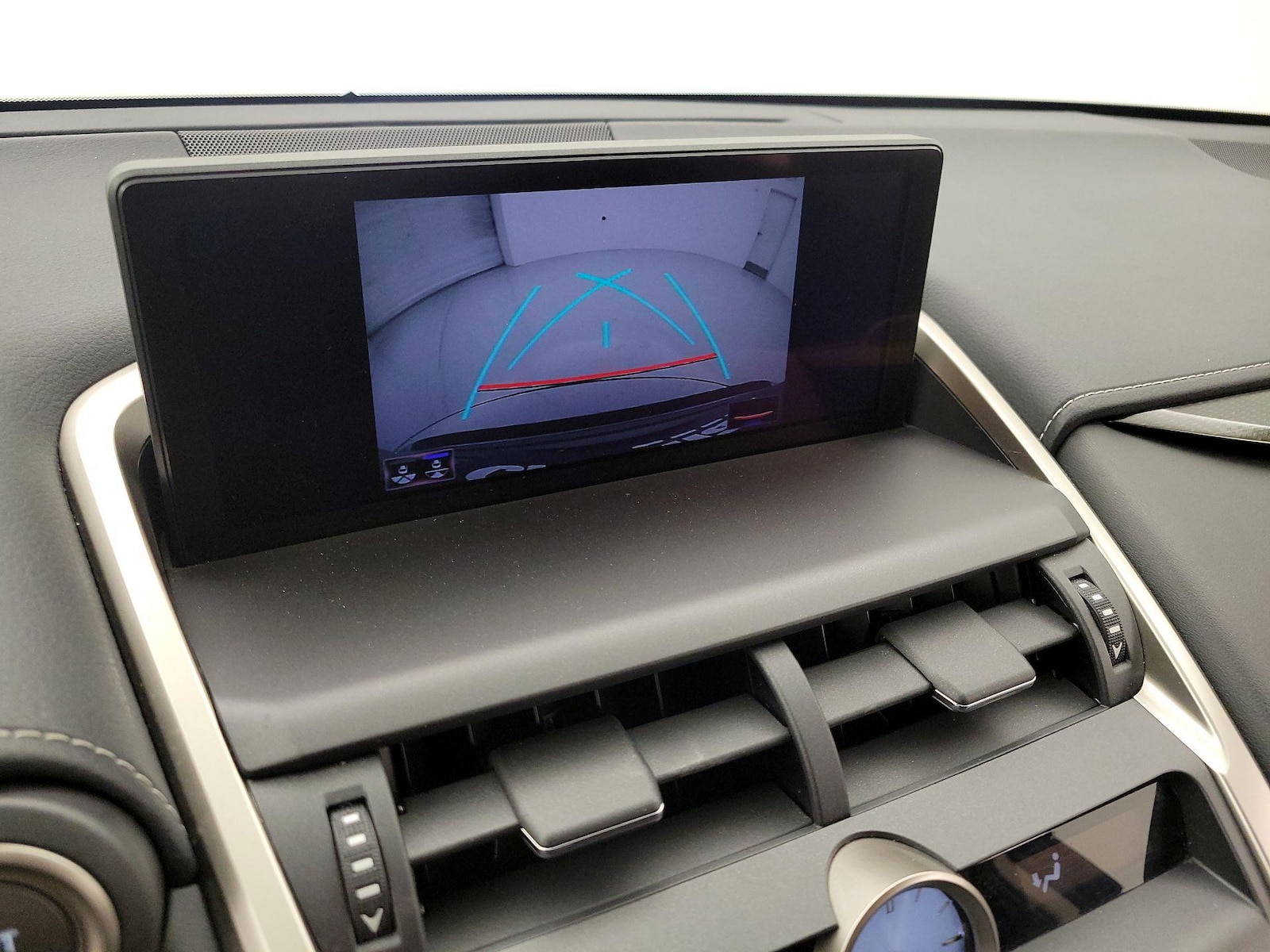 2019 Lexus NX 300 - Photo 15