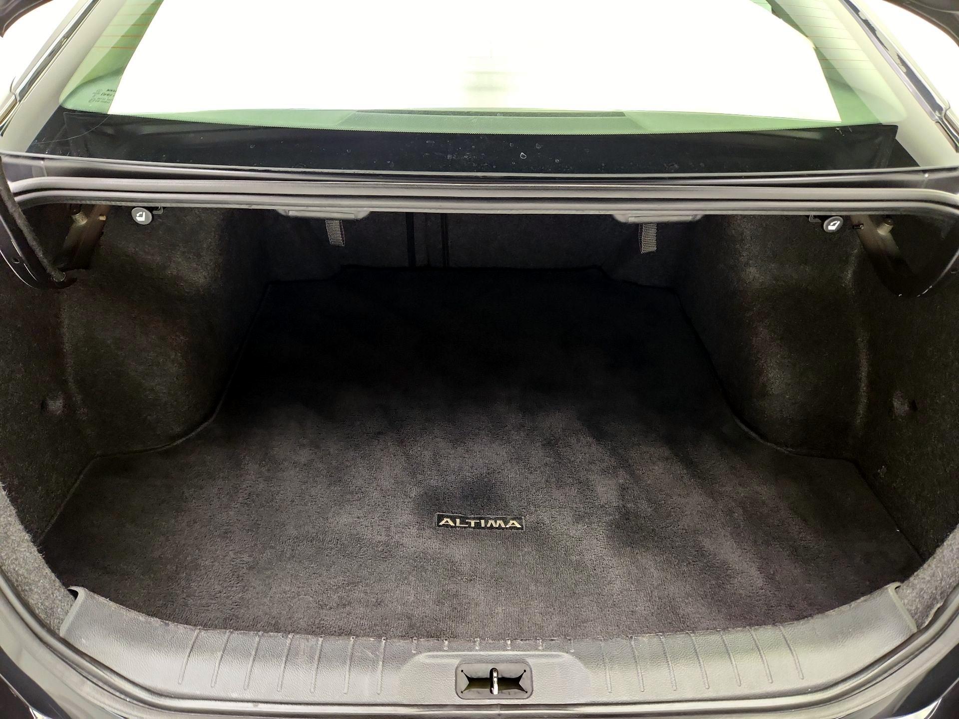 Thumbnail: 2022 Nissan Altima - 20