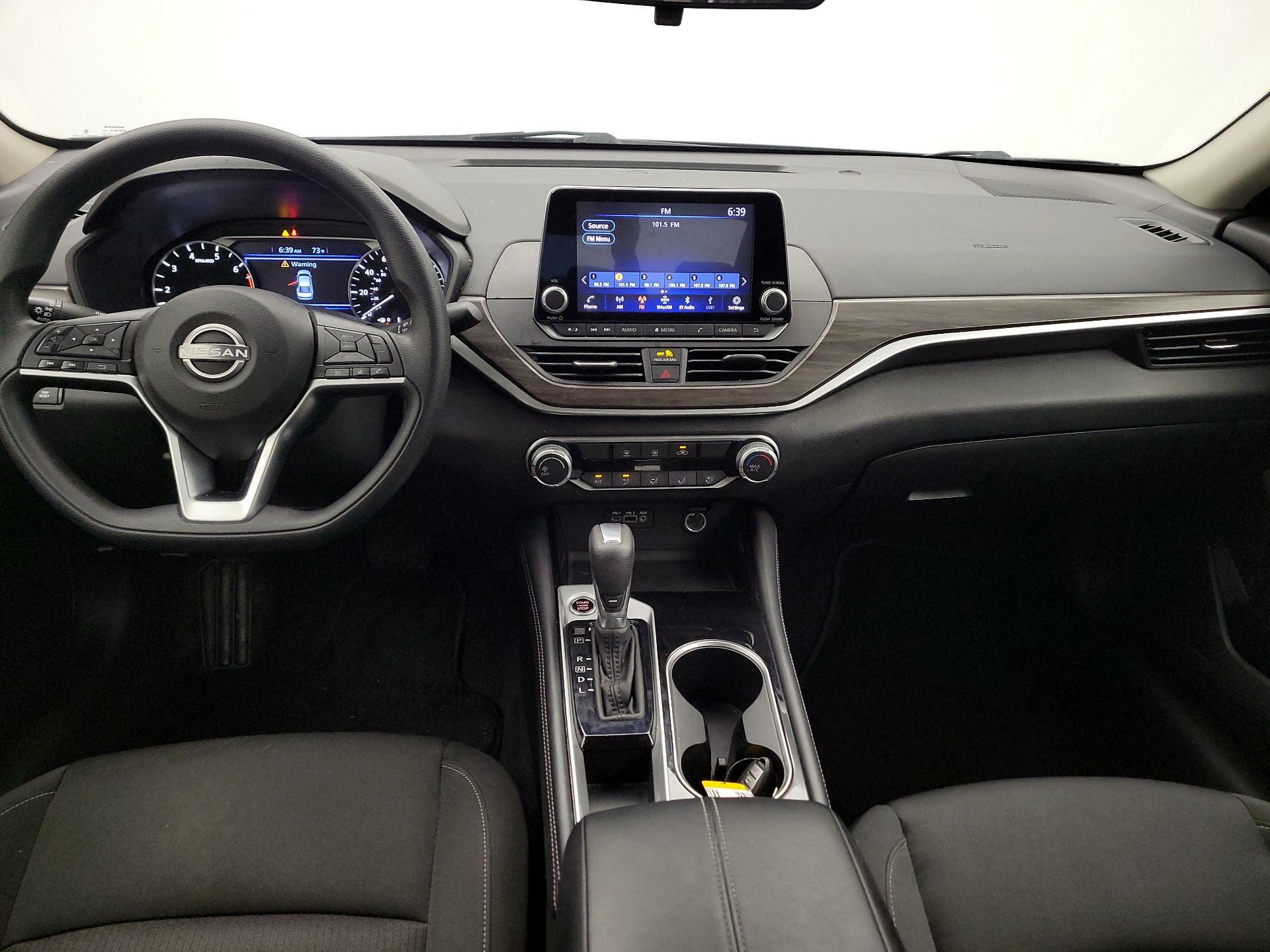 Thumbnail: 2023 Nissan Altima - 9