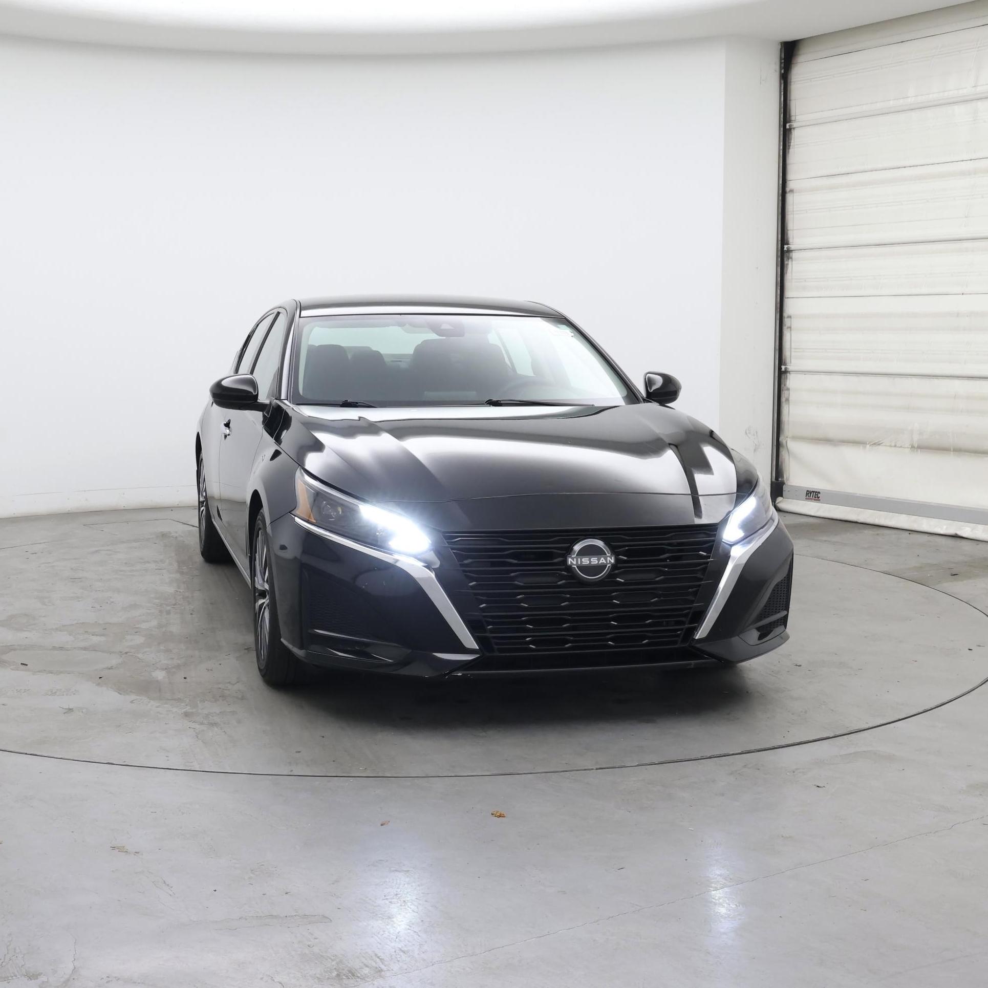 Thumbnail: 2023 Nissan Altima - 5