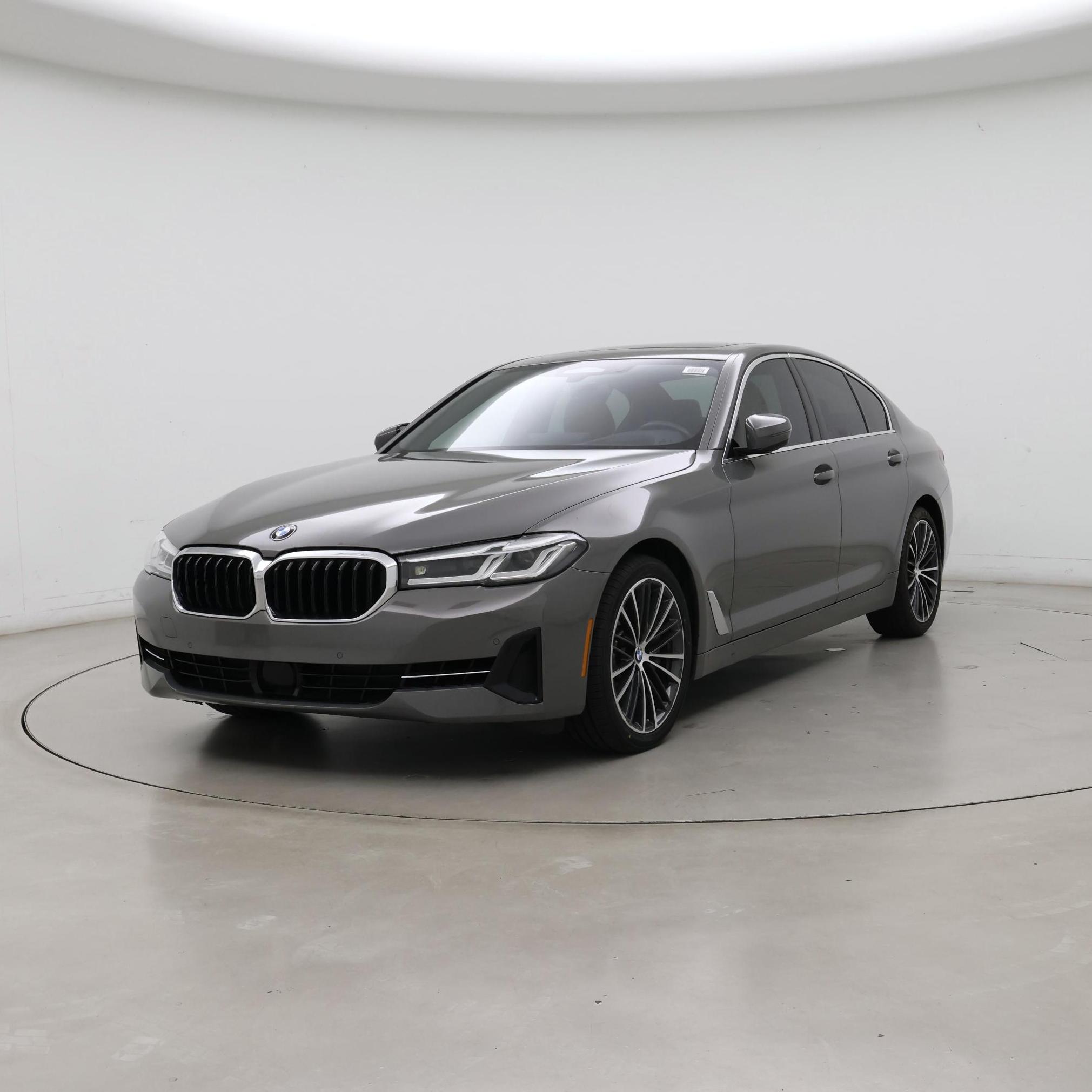 Thumbnail: 2021 BMW 5 Series - 4