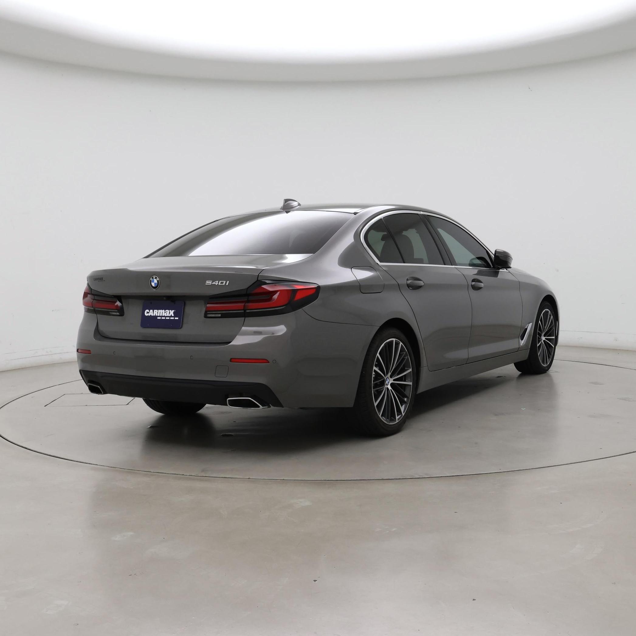 Thumbnail: 2021 BMW 5 Series - 8