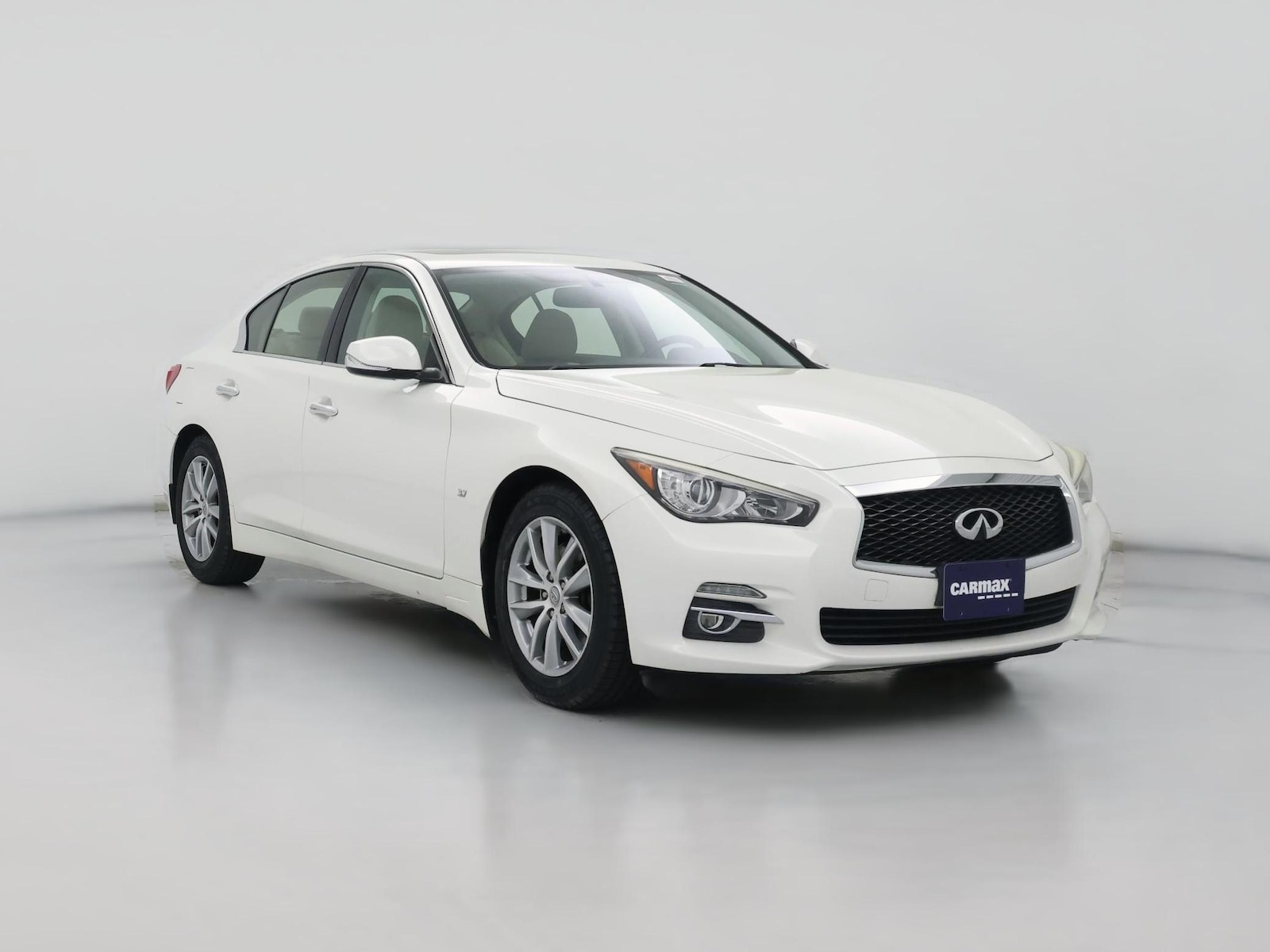 2015 INFINITI Q50 Premium