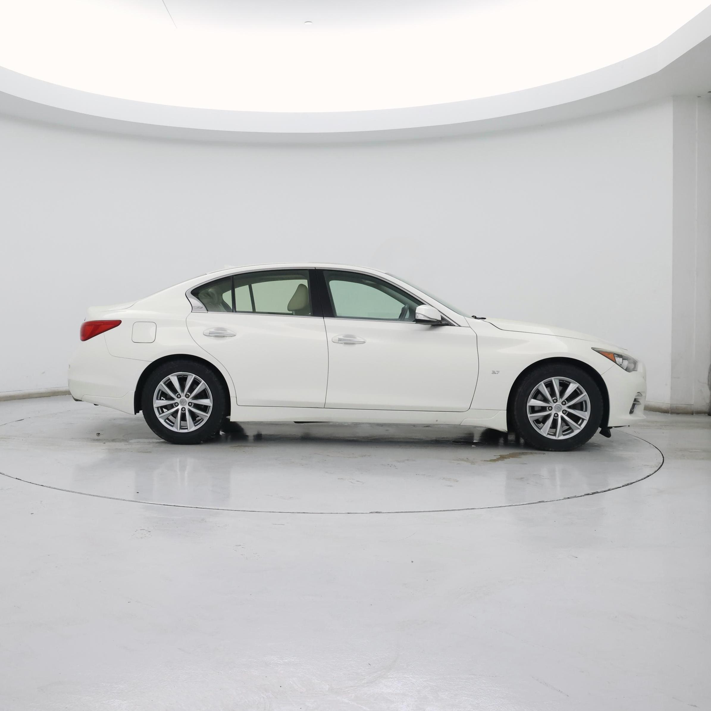Thumbnail: 2015 INFINITI Q50 - 7