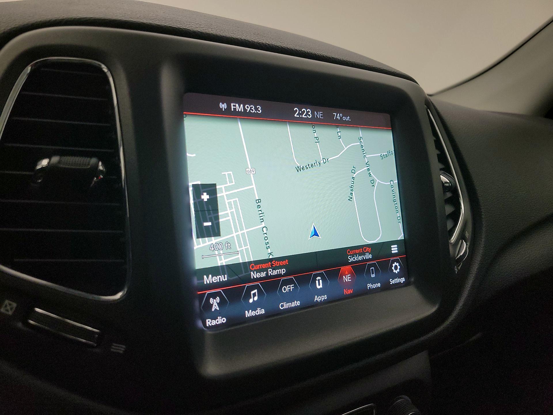 Thumbnail: 2018 Jeep Compass - 14