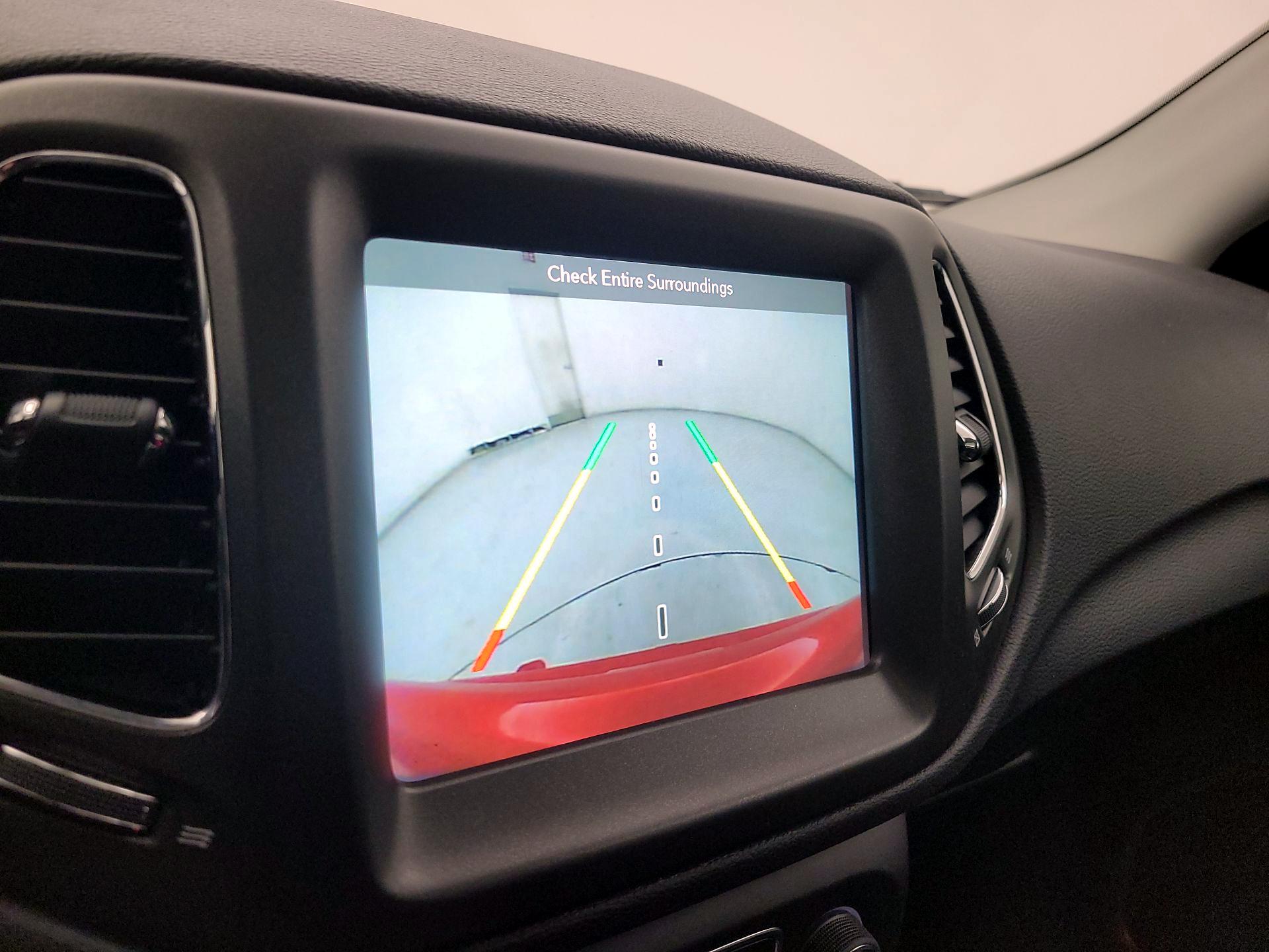 Thumbnail: 2018 Jeep Compass - 15