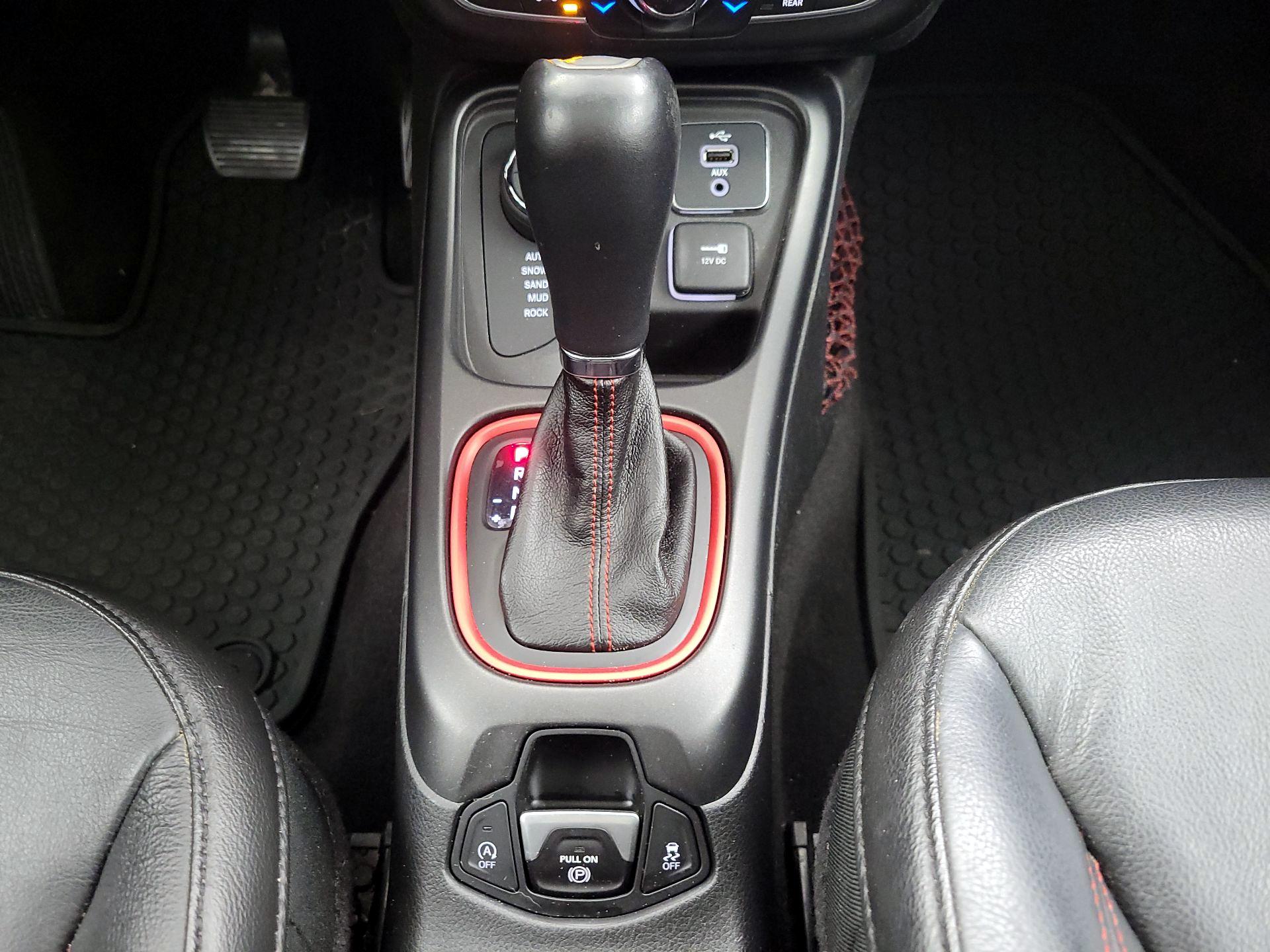 Thumbnail: 2018 Jeep Compass - 18