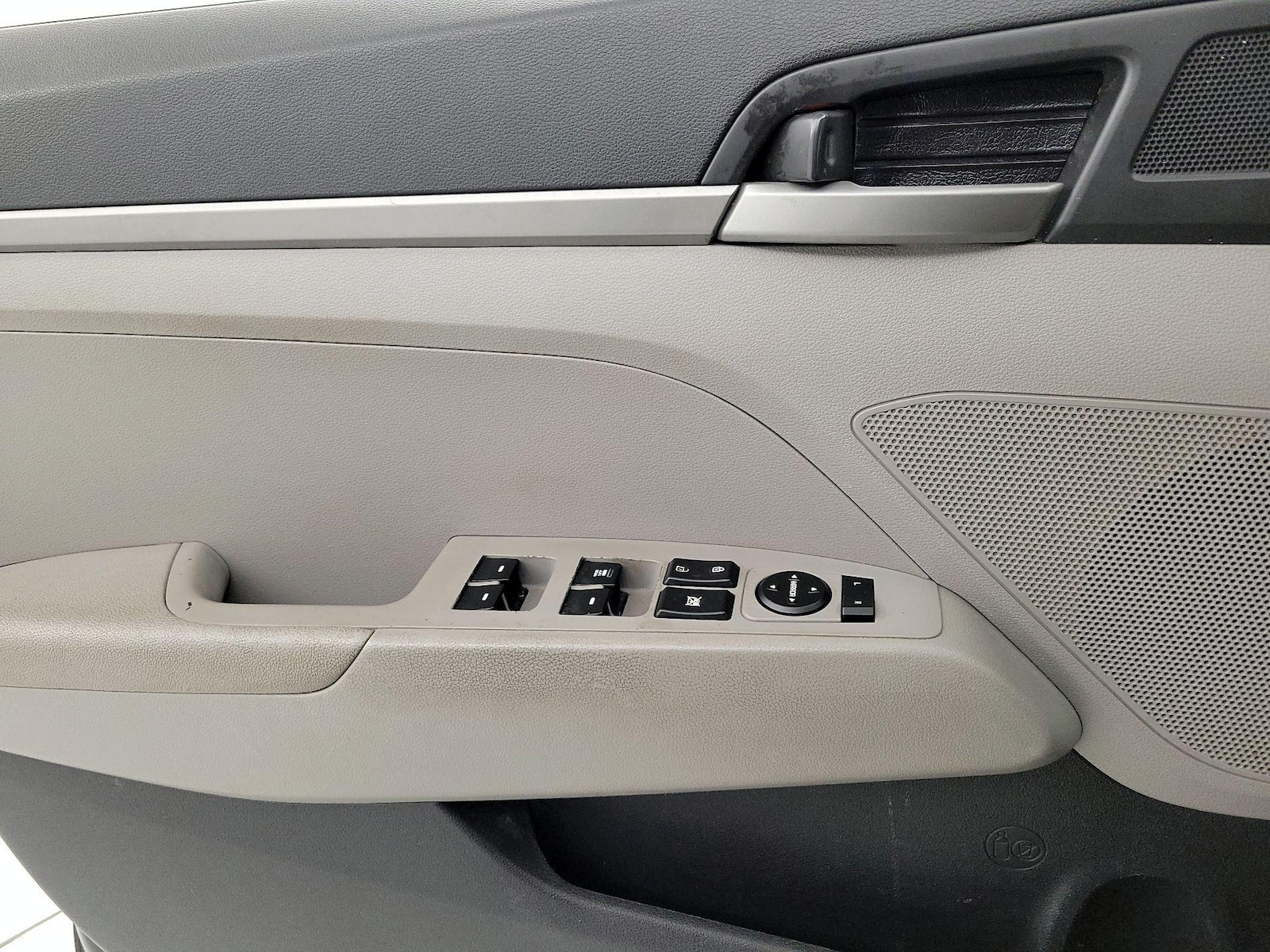 2017 Hyundai Elantra SE - Photo 13