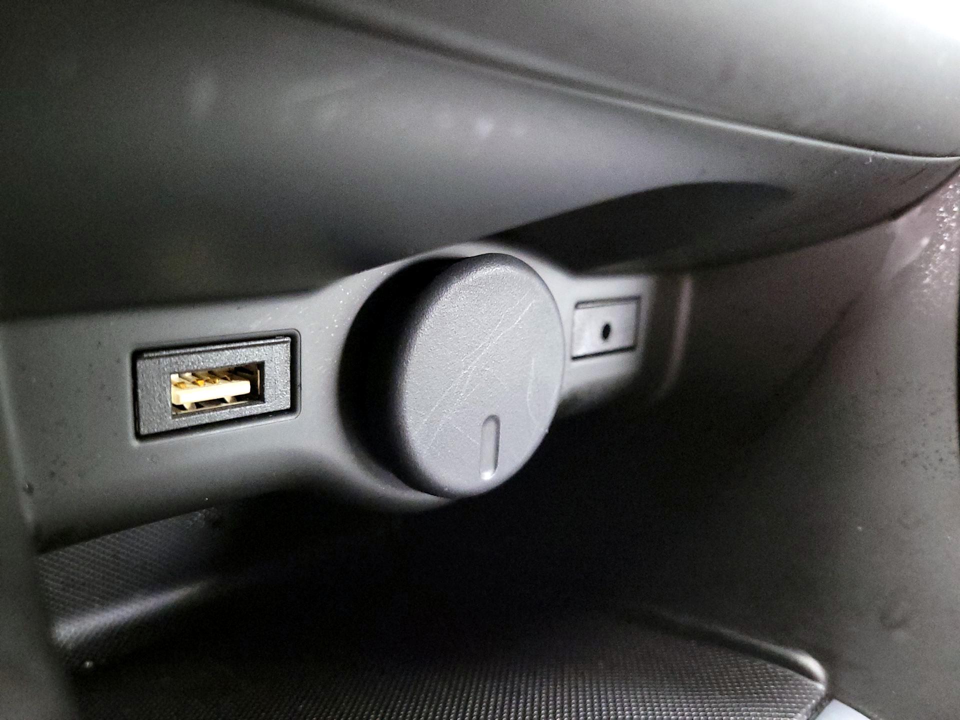 Thumbnail: 2018 Buick Cascada - 18