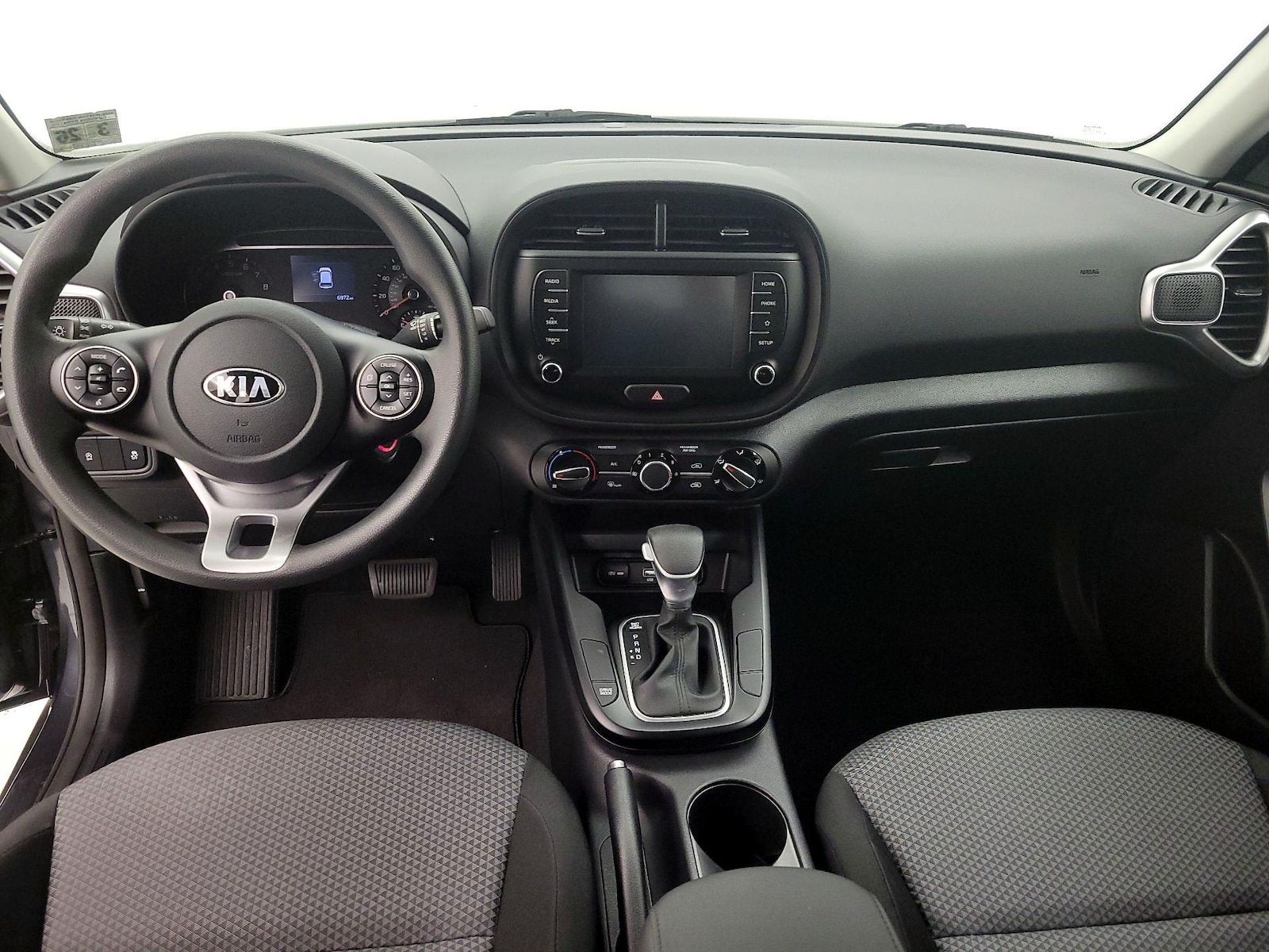 2021 Kia Soul LX - Photo 10