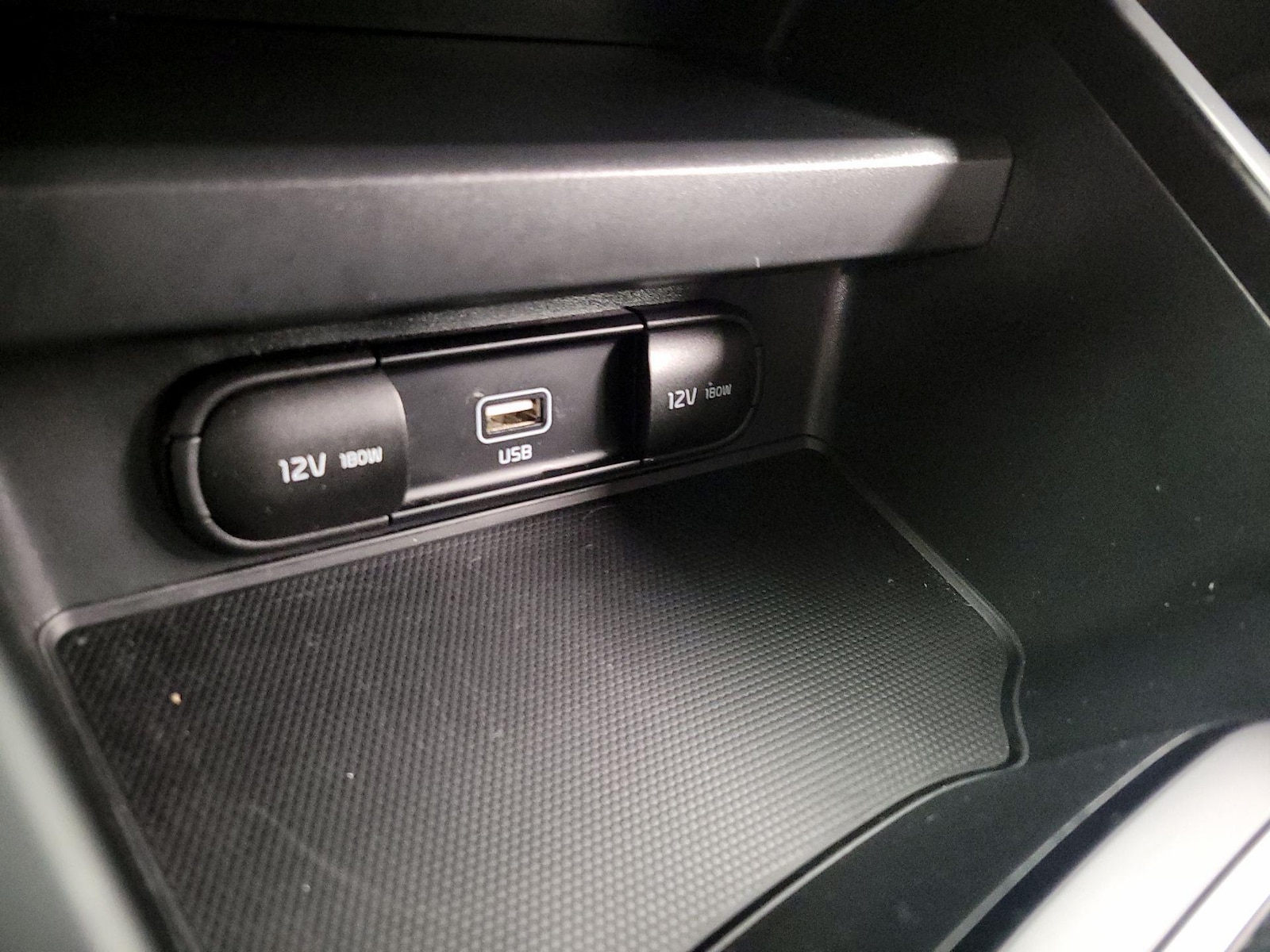 2021 Kia Soul LX - Photo 19