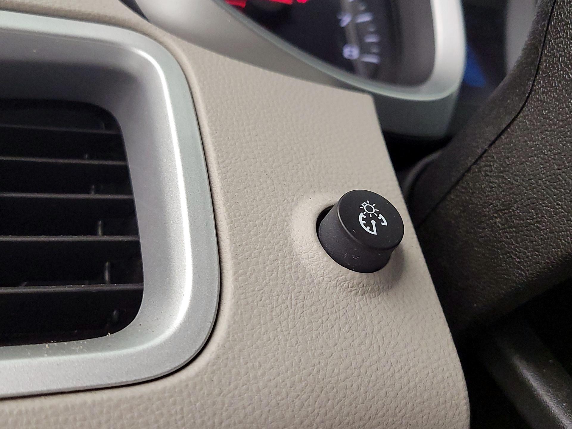 Thumbnail: 2014 Chevrolet Equinox - 13
