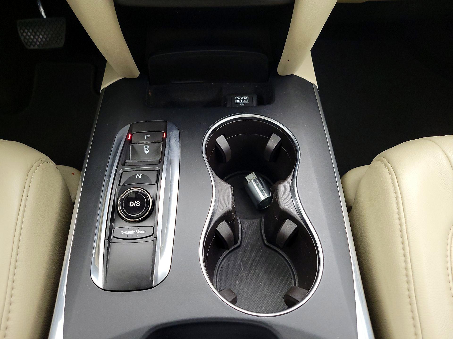 Thumbnail: 2017 Acura MDX - 17