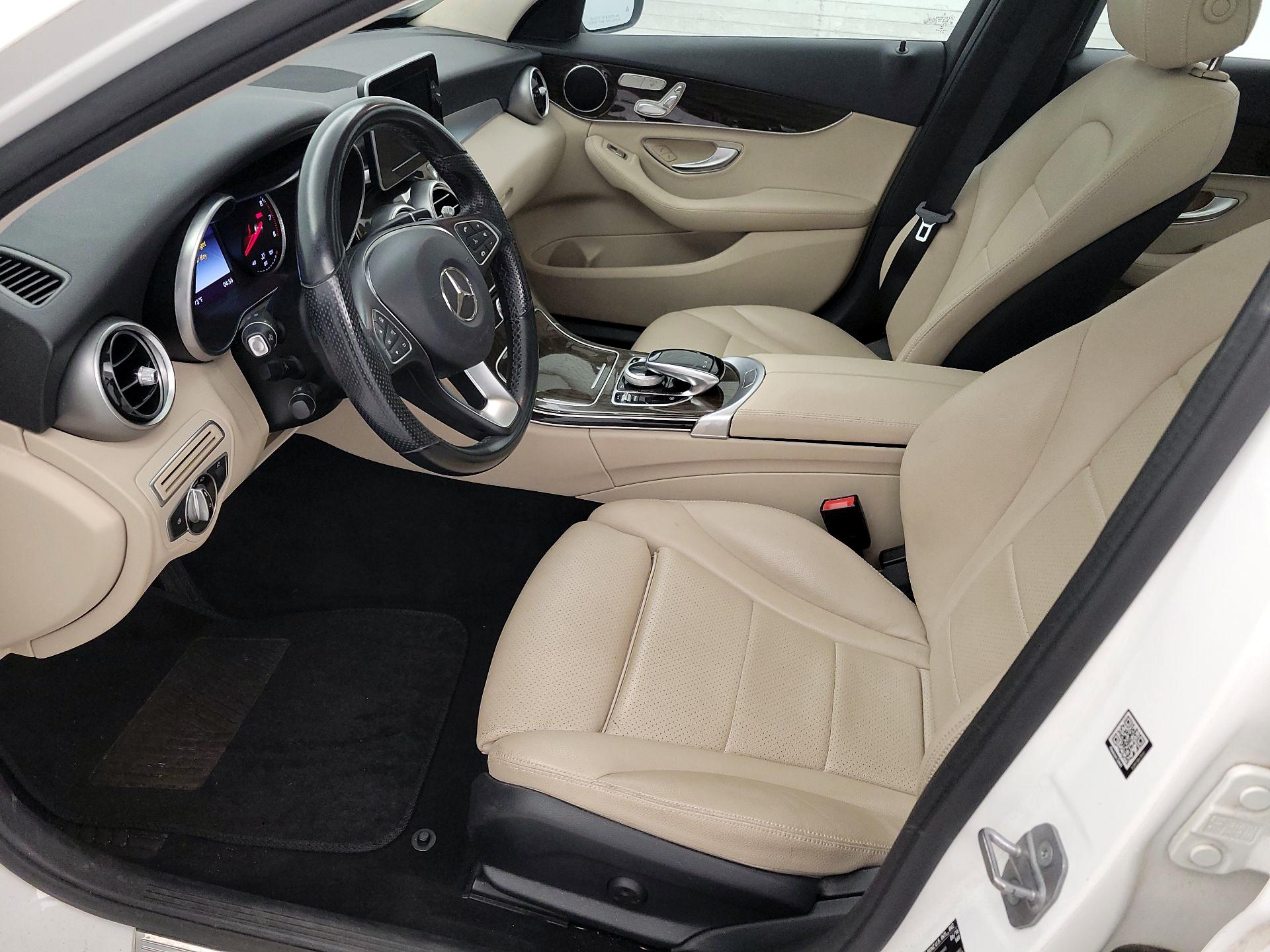 Thumbnail: 2016 Mercedes-Benz C-Class - 11