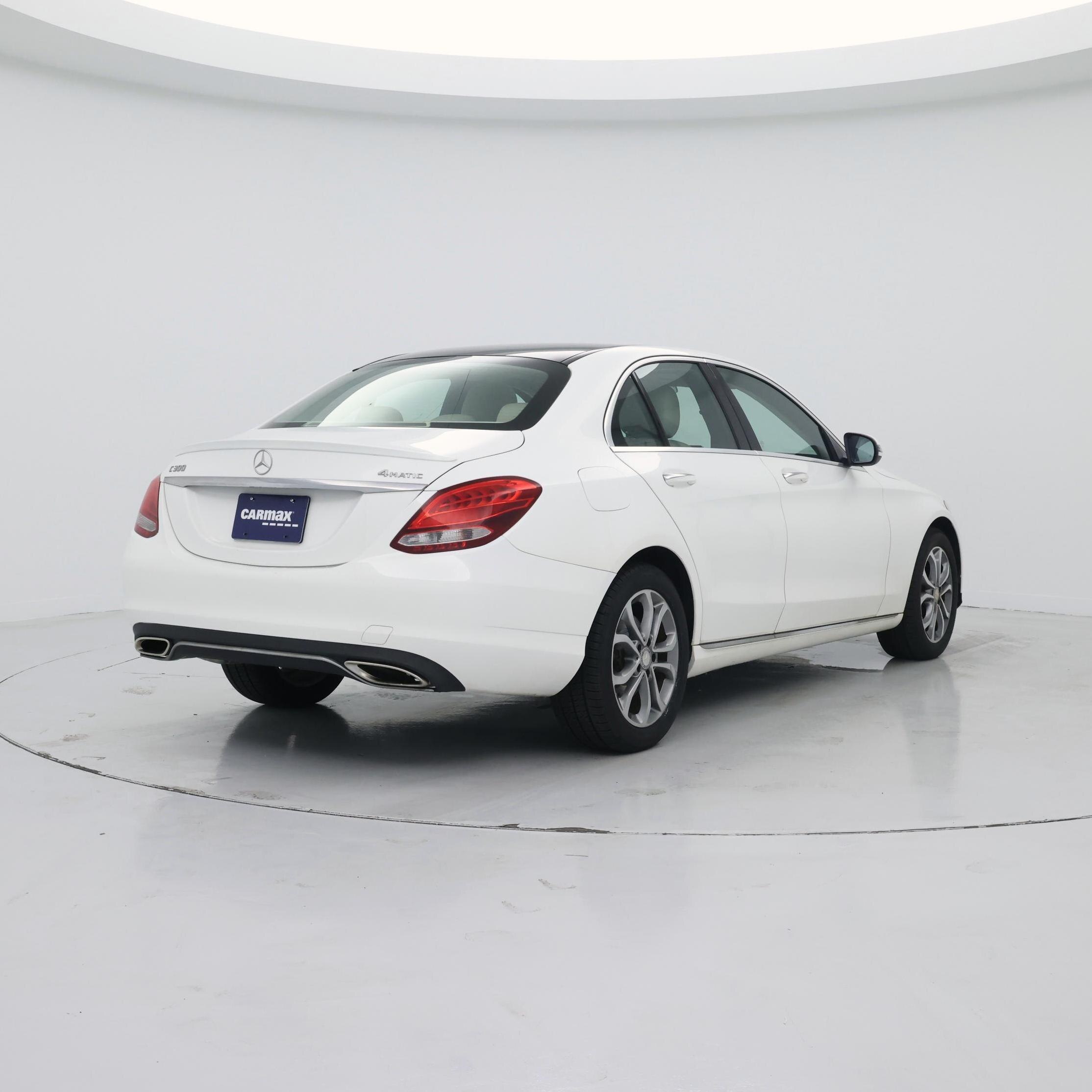 Thumbnail: 2016 Mercedes-Benz C-Class - 8