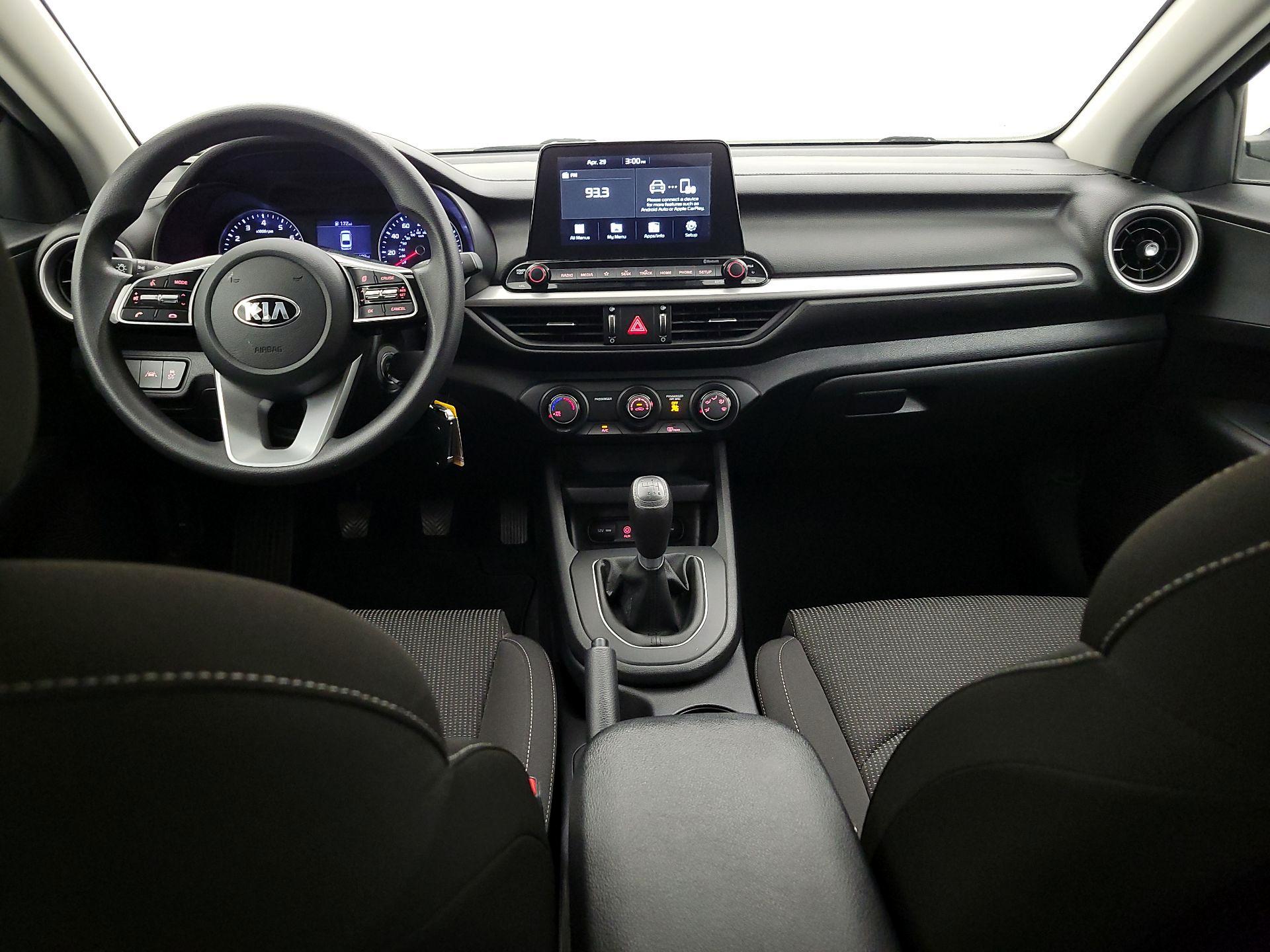 Thumbnail: 2020 Kia Forte - 9