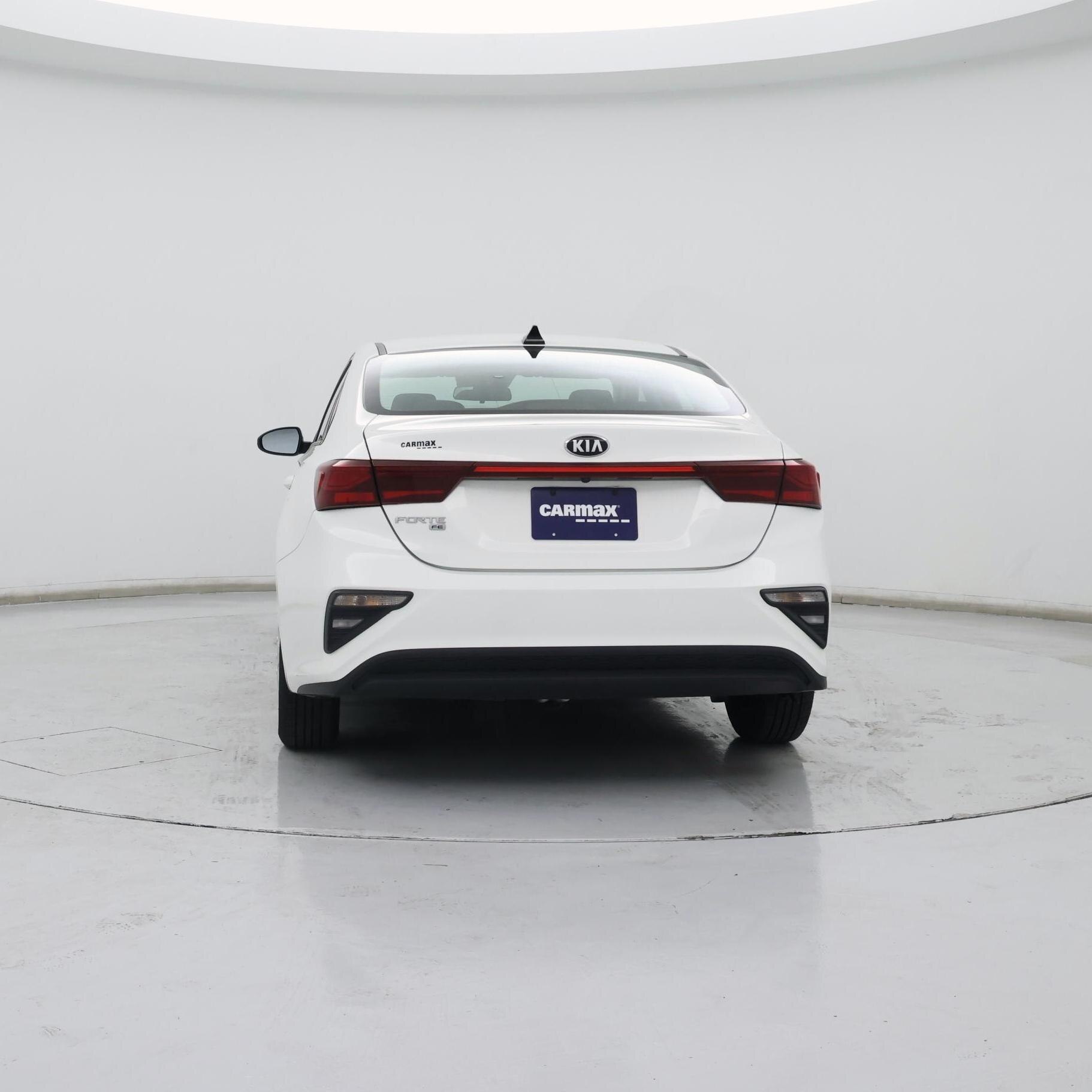 Thumbnail: 2020 Kia Forte - 6