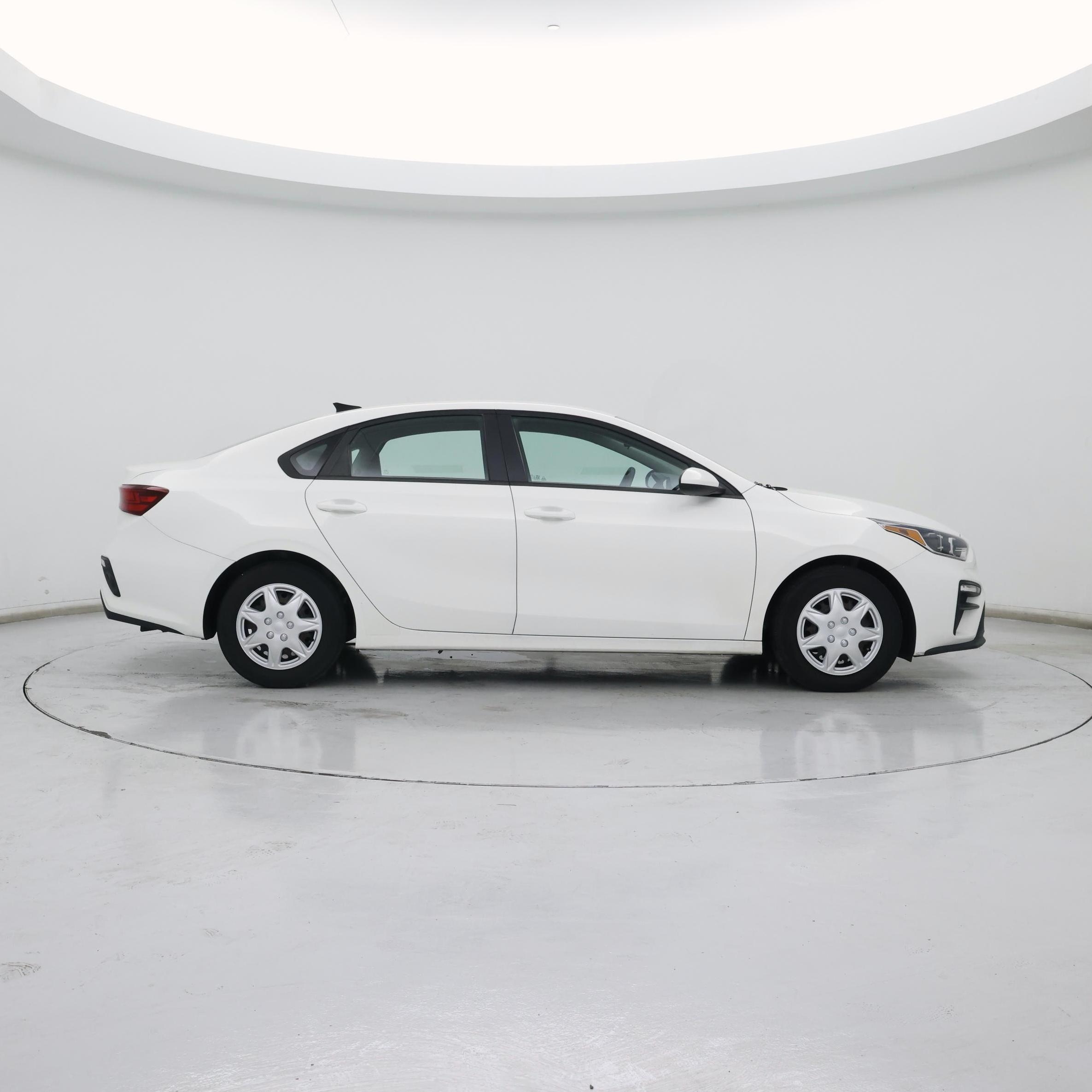 Thumbnail: 2020 Kia Forte - 7